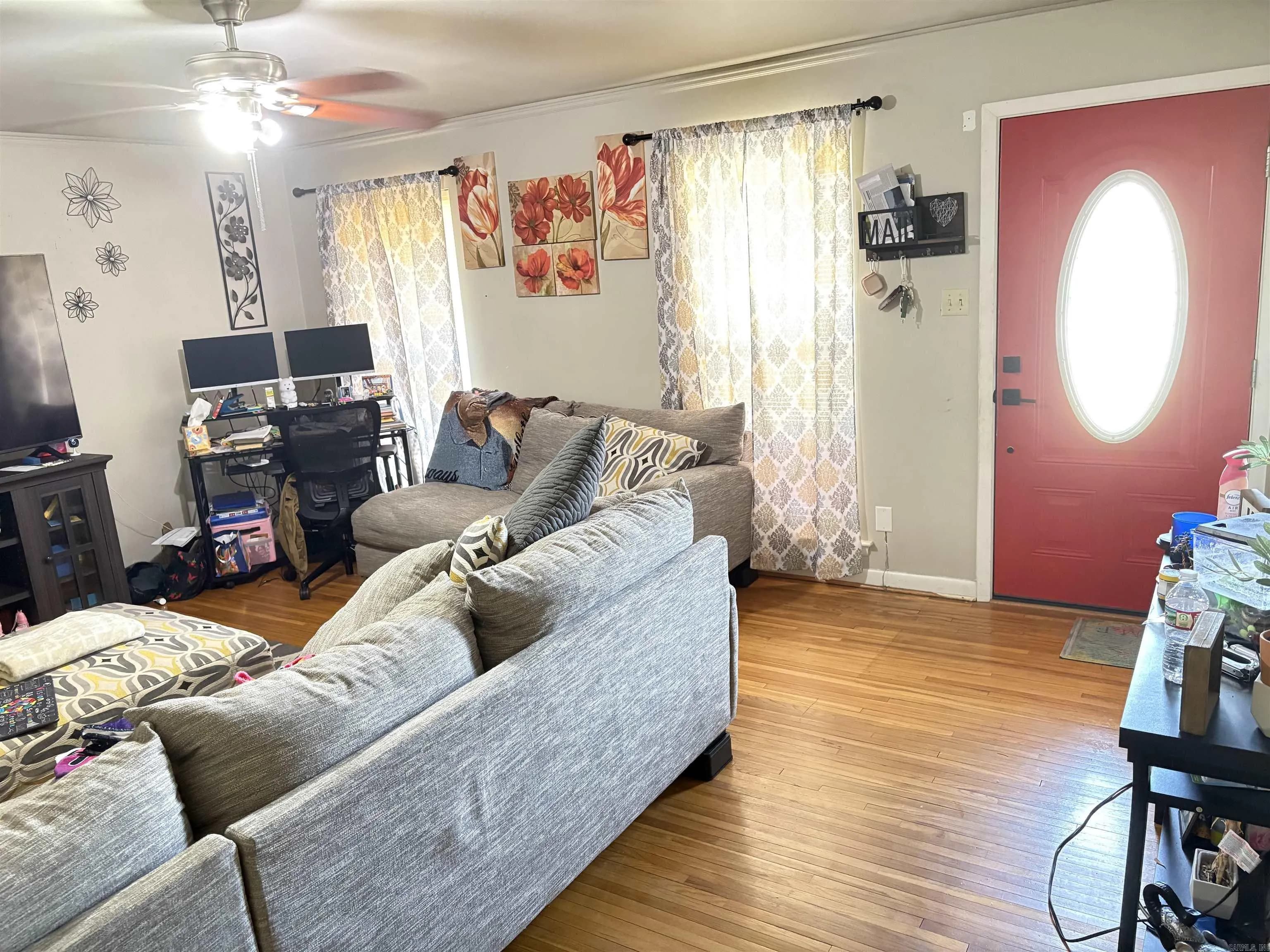 Property at 9517  Emerald dr. - Image 4