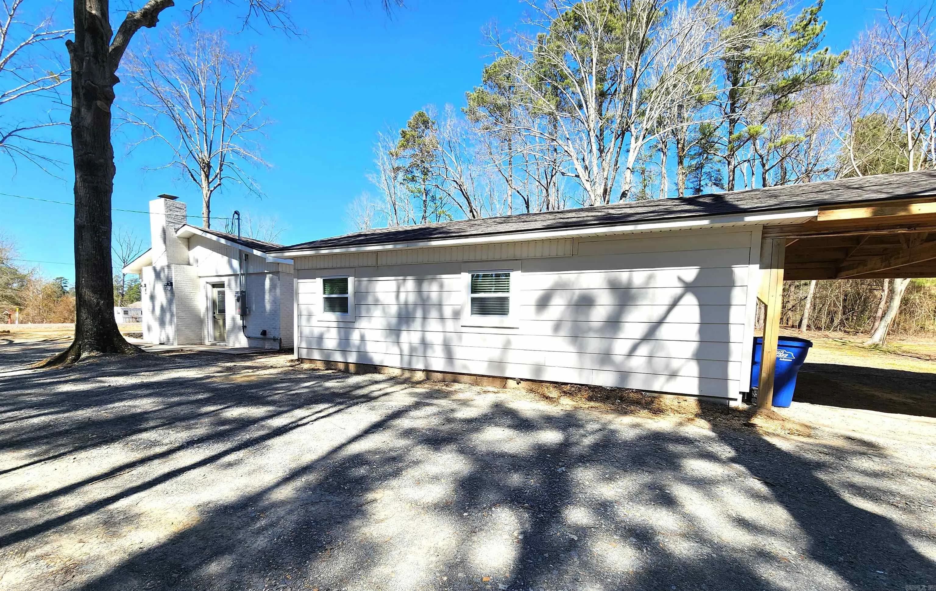 Property at 685 N Wyatt - Image 38