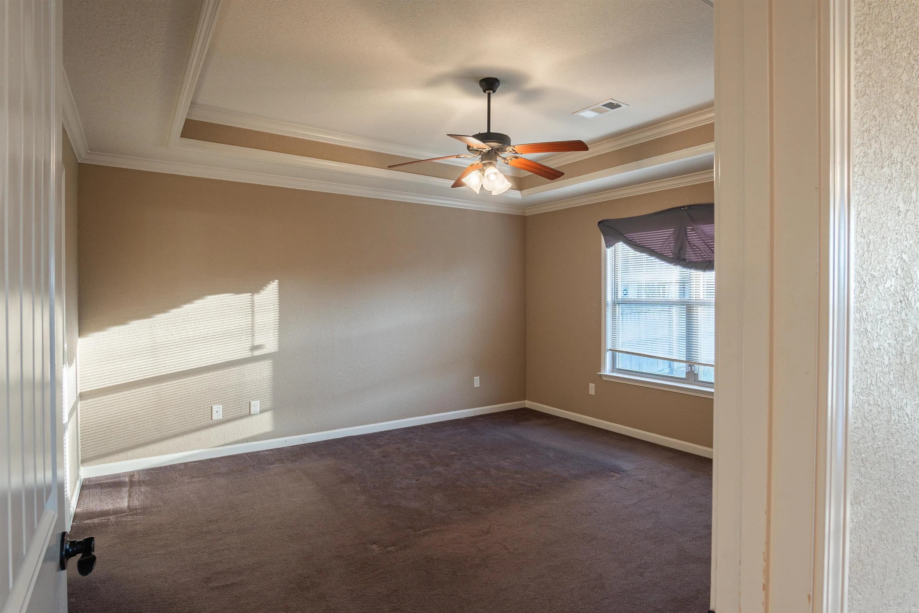 Property at 1213  Mesquite - Image 19