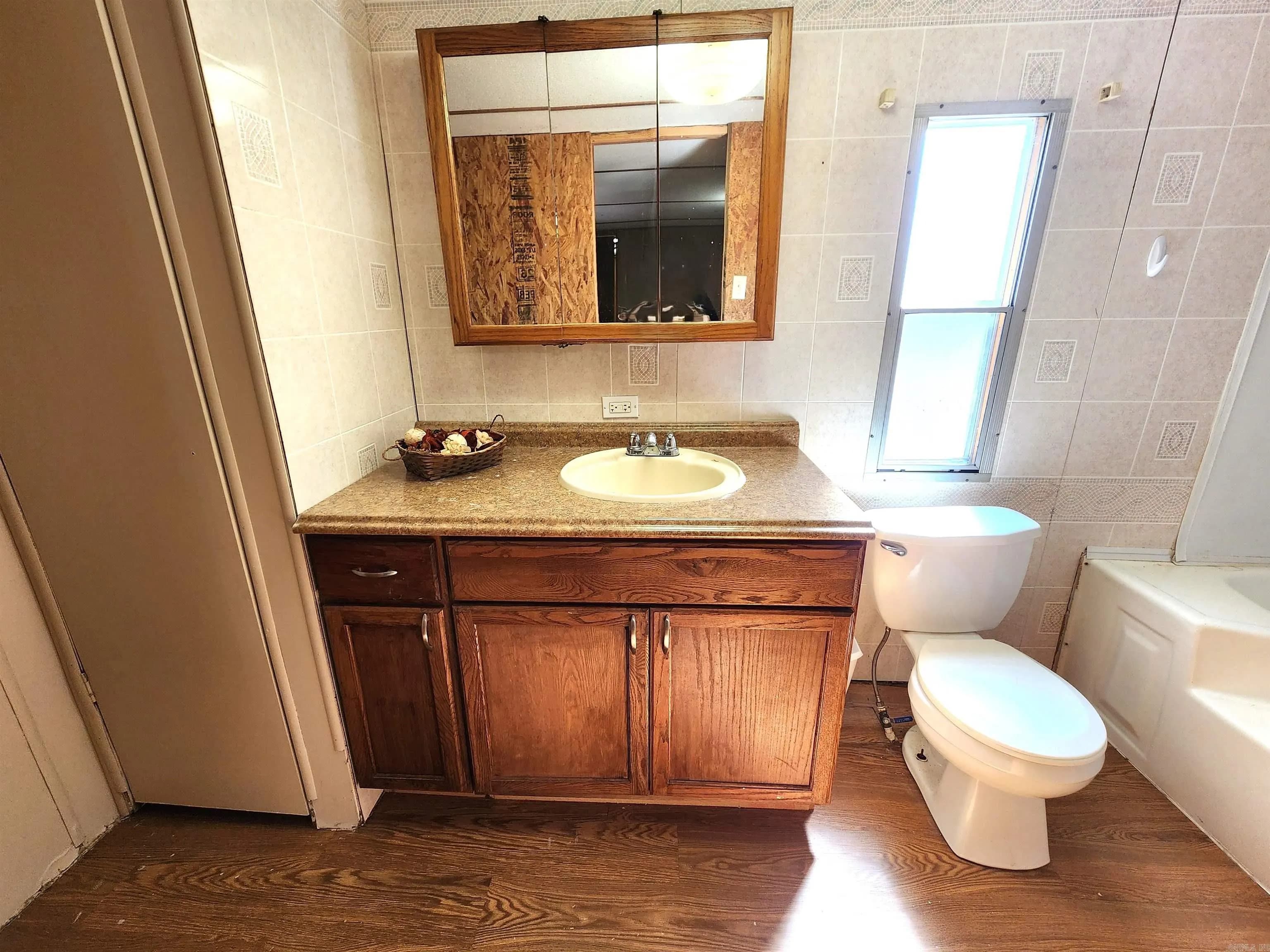 Property at 7250  Calion - Image 16