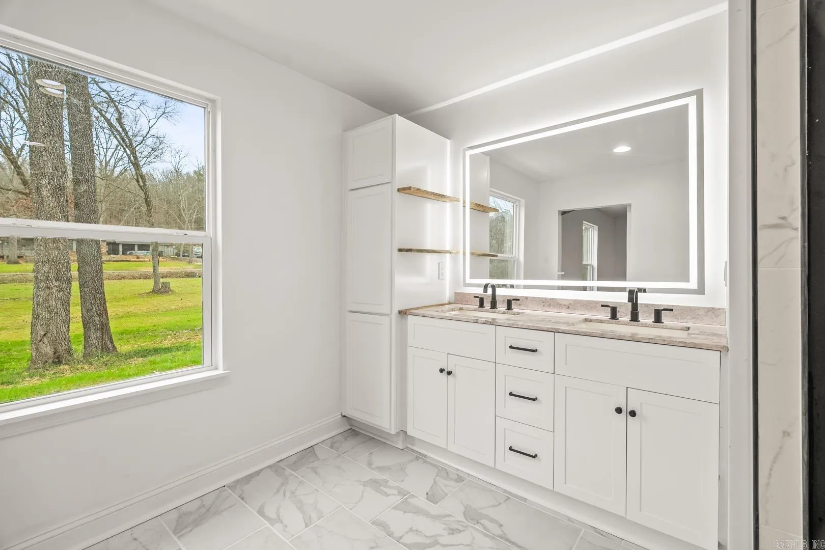 Property at 35 S Woodland - Image 19