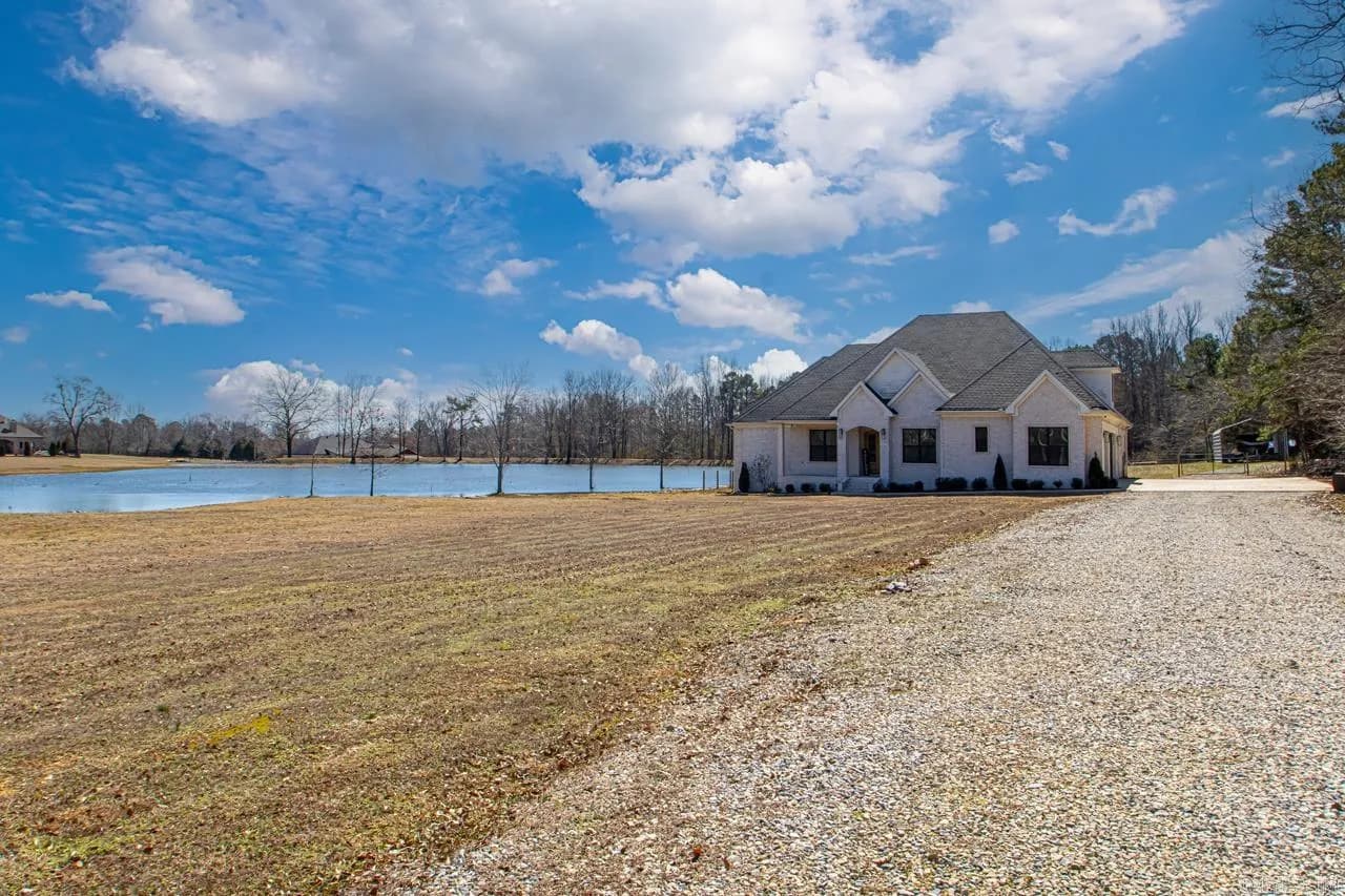 Property at 1663  Avilla vincintage rd - Image 2