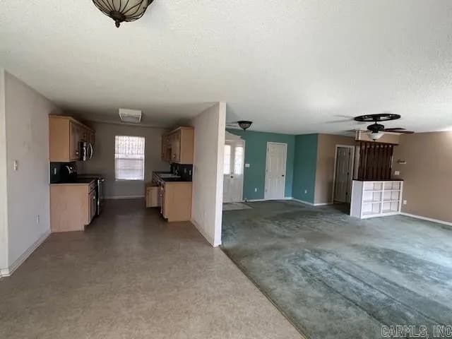 Property at 916 S 12th - Image 6