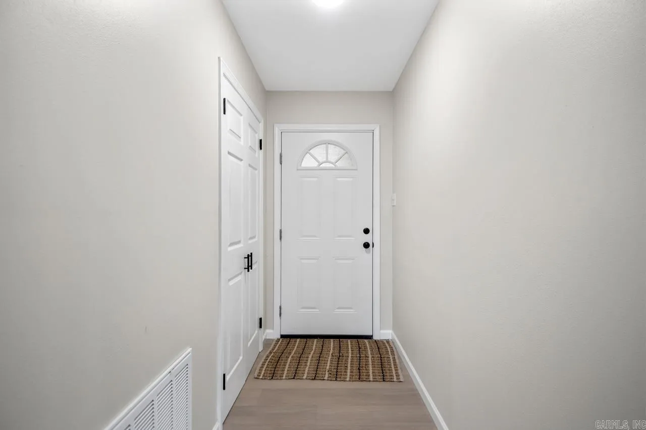 Property at 45  Timberlane - Image 15
