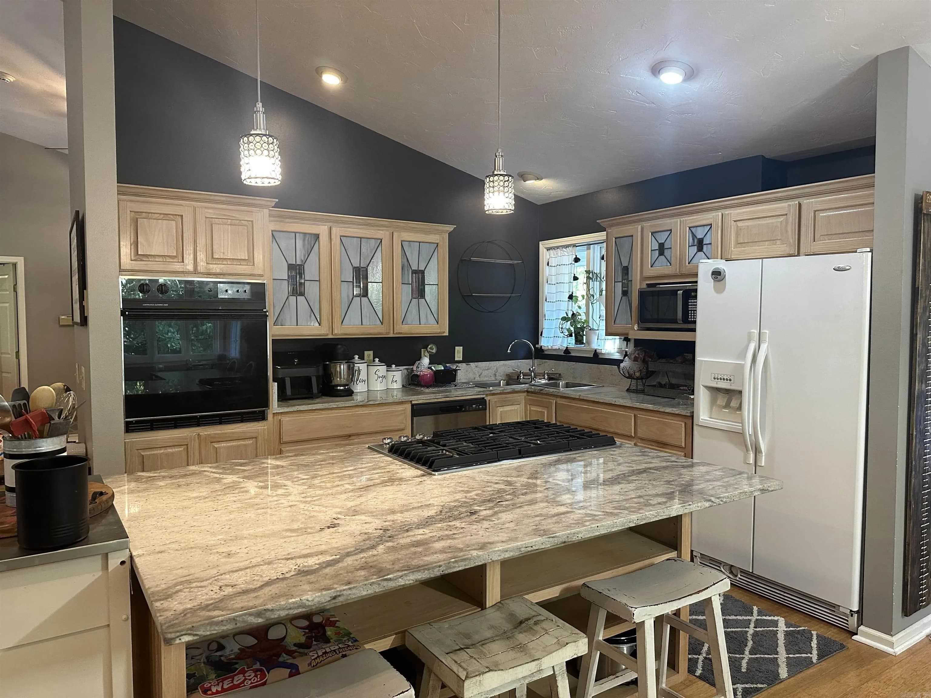 Property at 300  Mountain aire - Image 11
