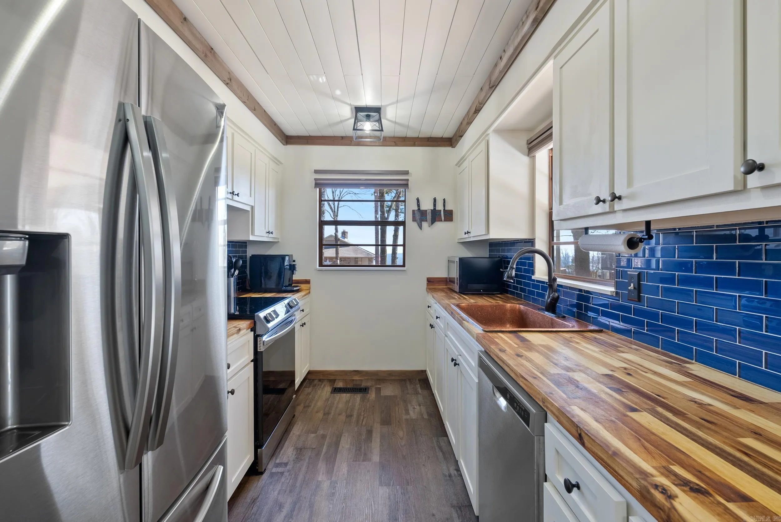 Property at 146  Overlook - Image 14