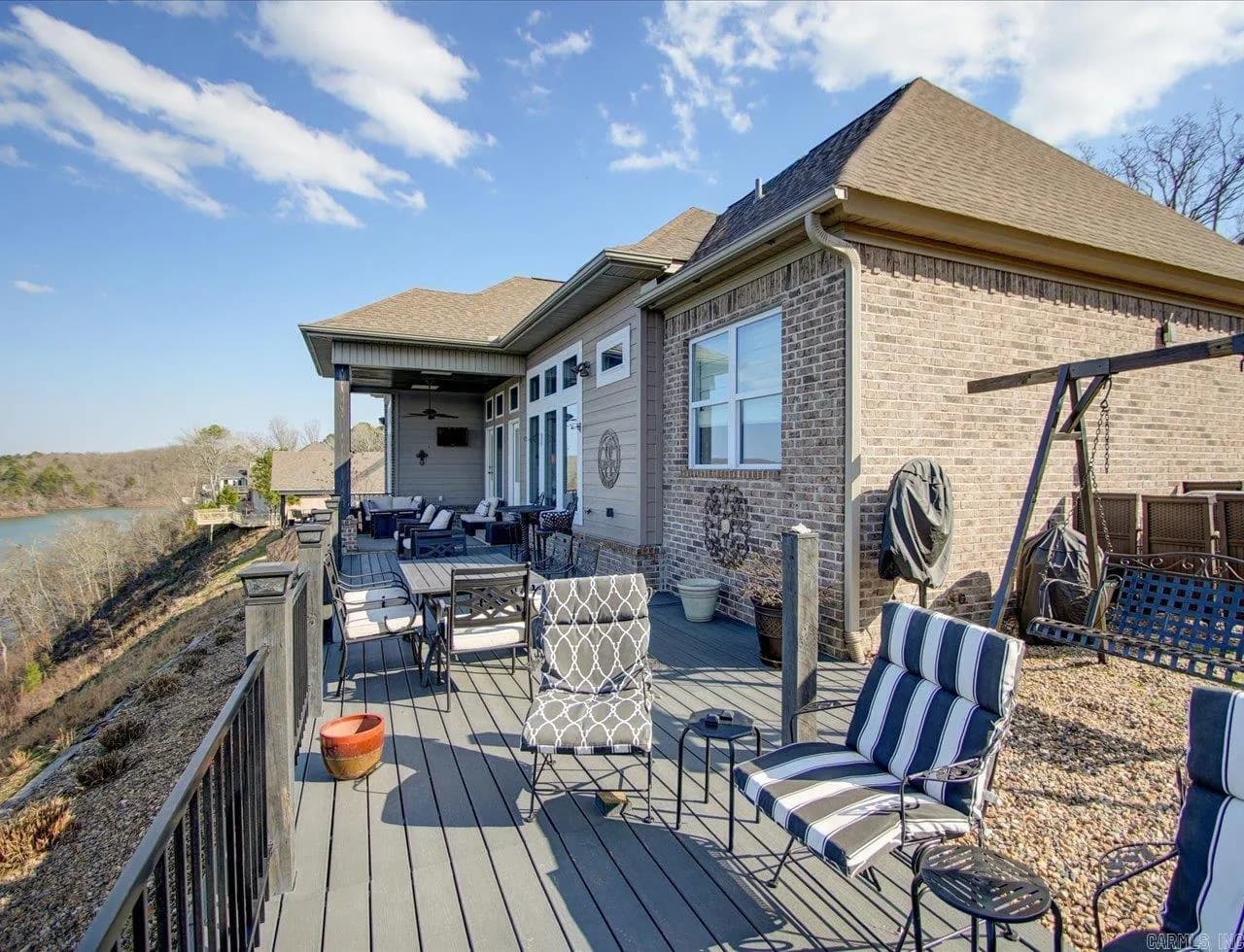 Property at 111  Medinah overlook - Image 42