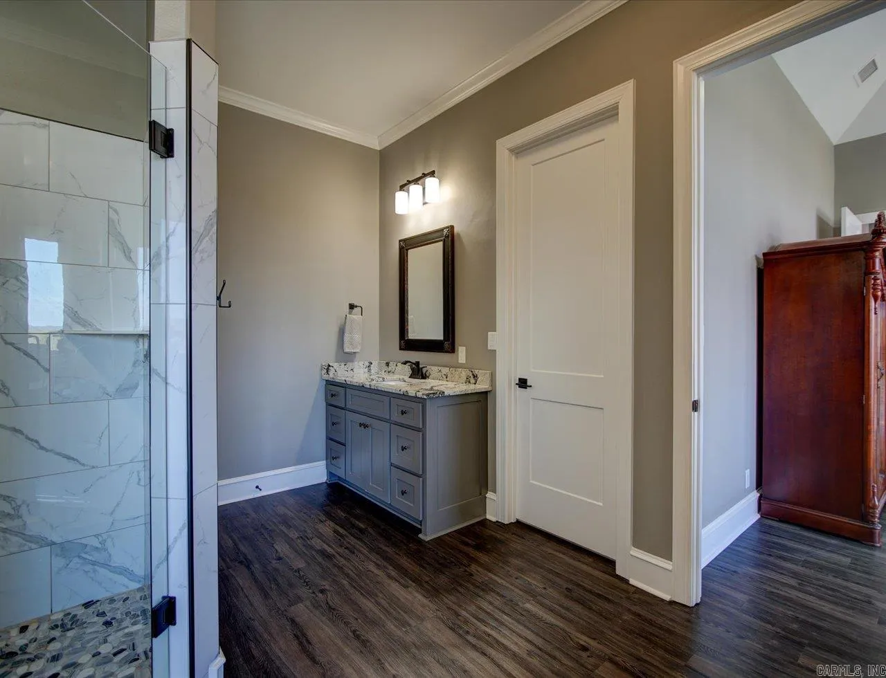 Property at 111  Medinah overlook - Image 32