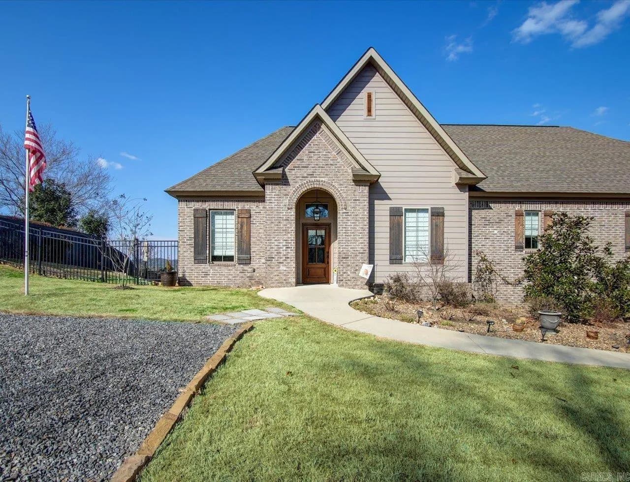Property at 111  Medinah overlook - Image 3