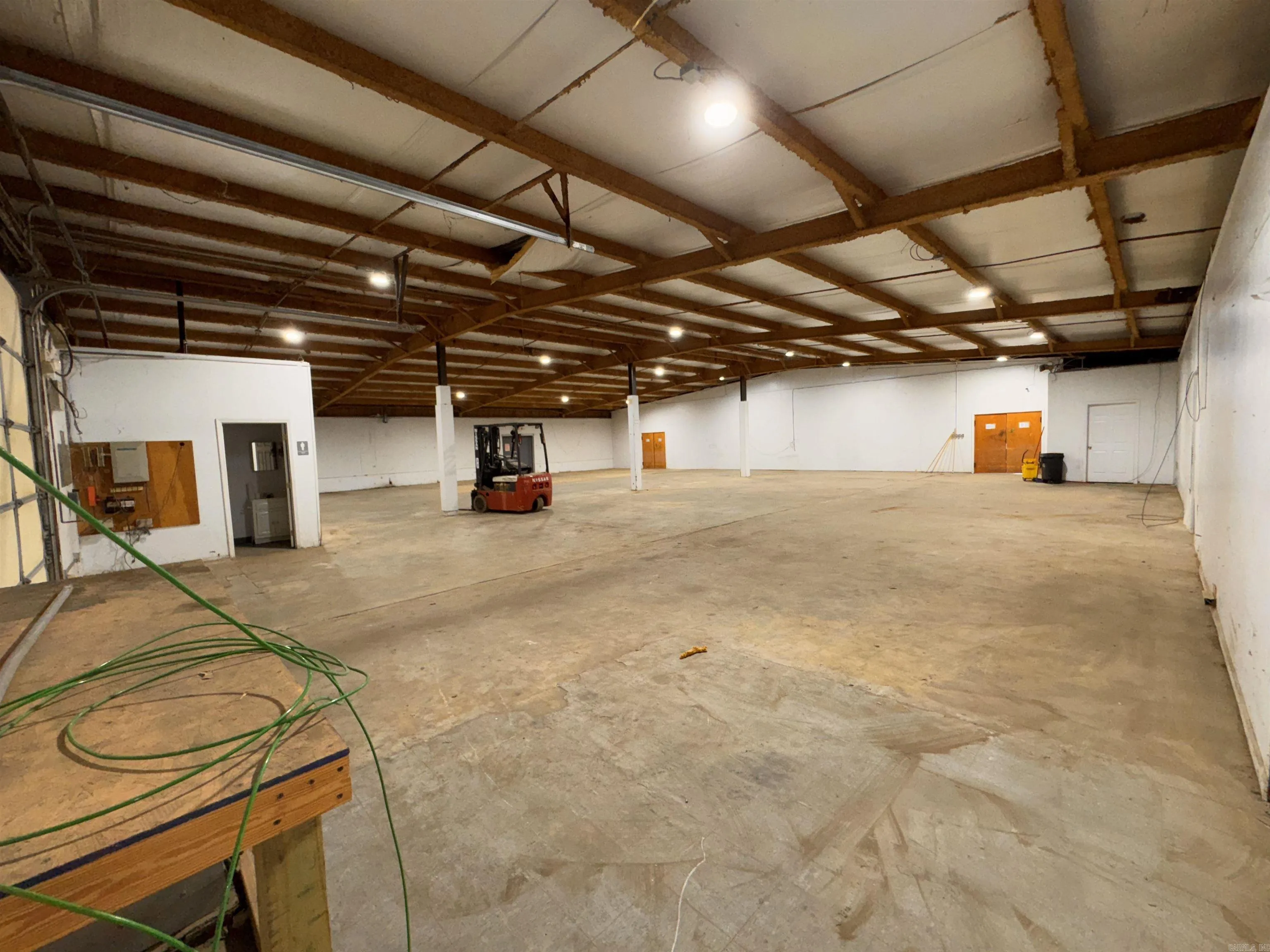 Property at 310 W 22nd  Unit B - Image 23