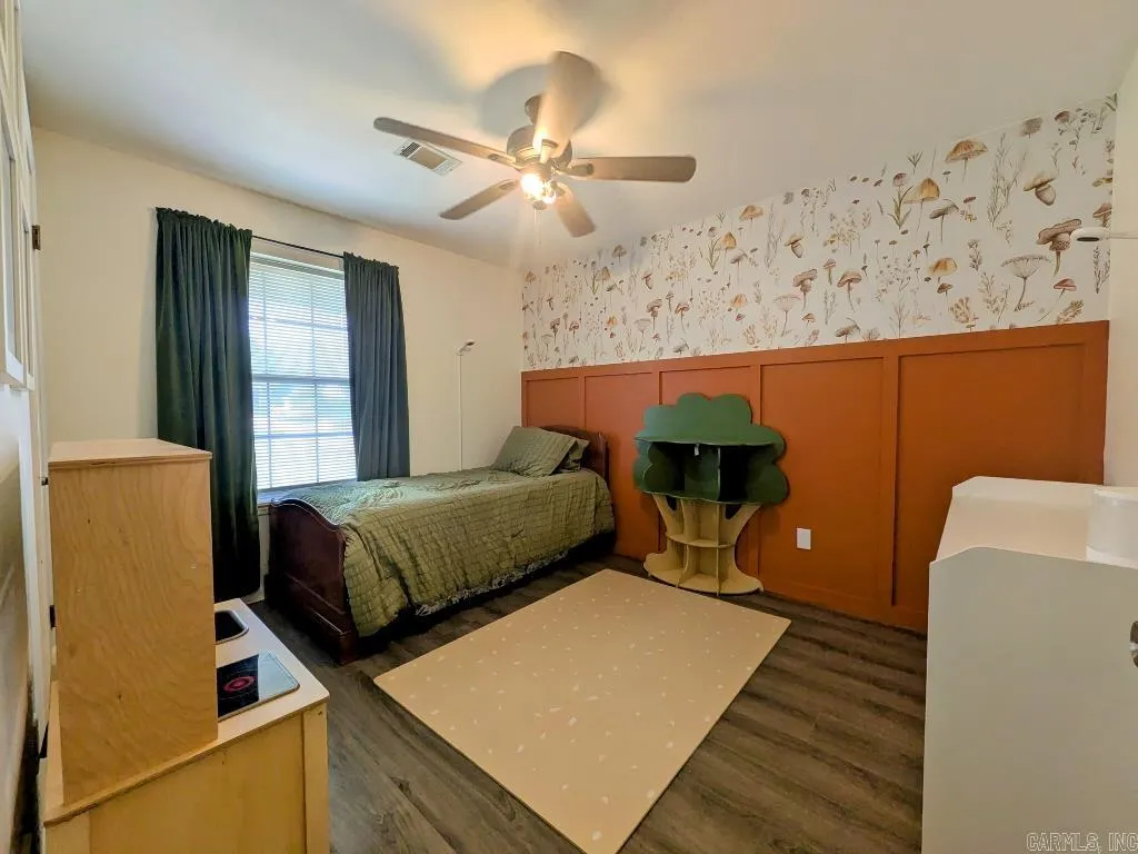 Property at 22  Park - Image 16