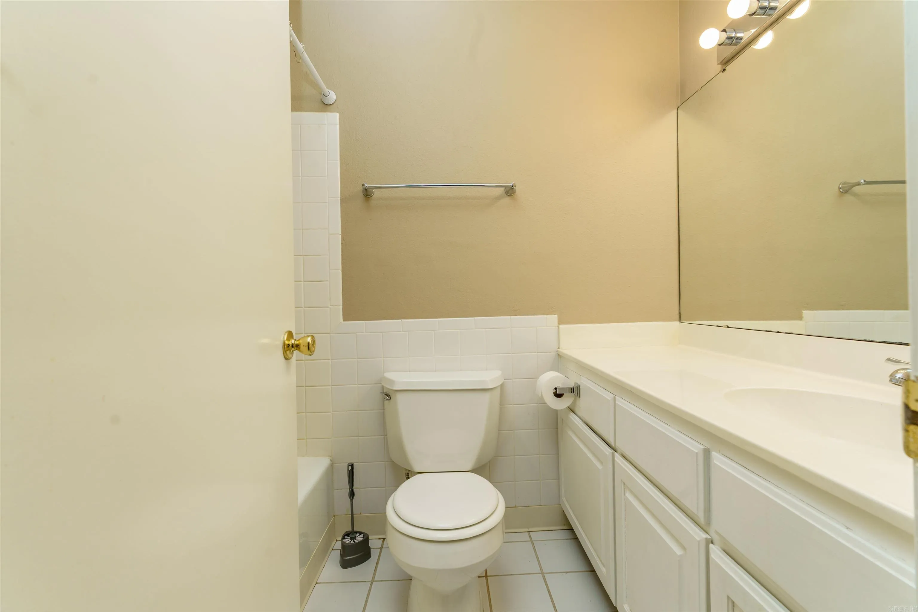 Property at 127  Emperado way - Image 21