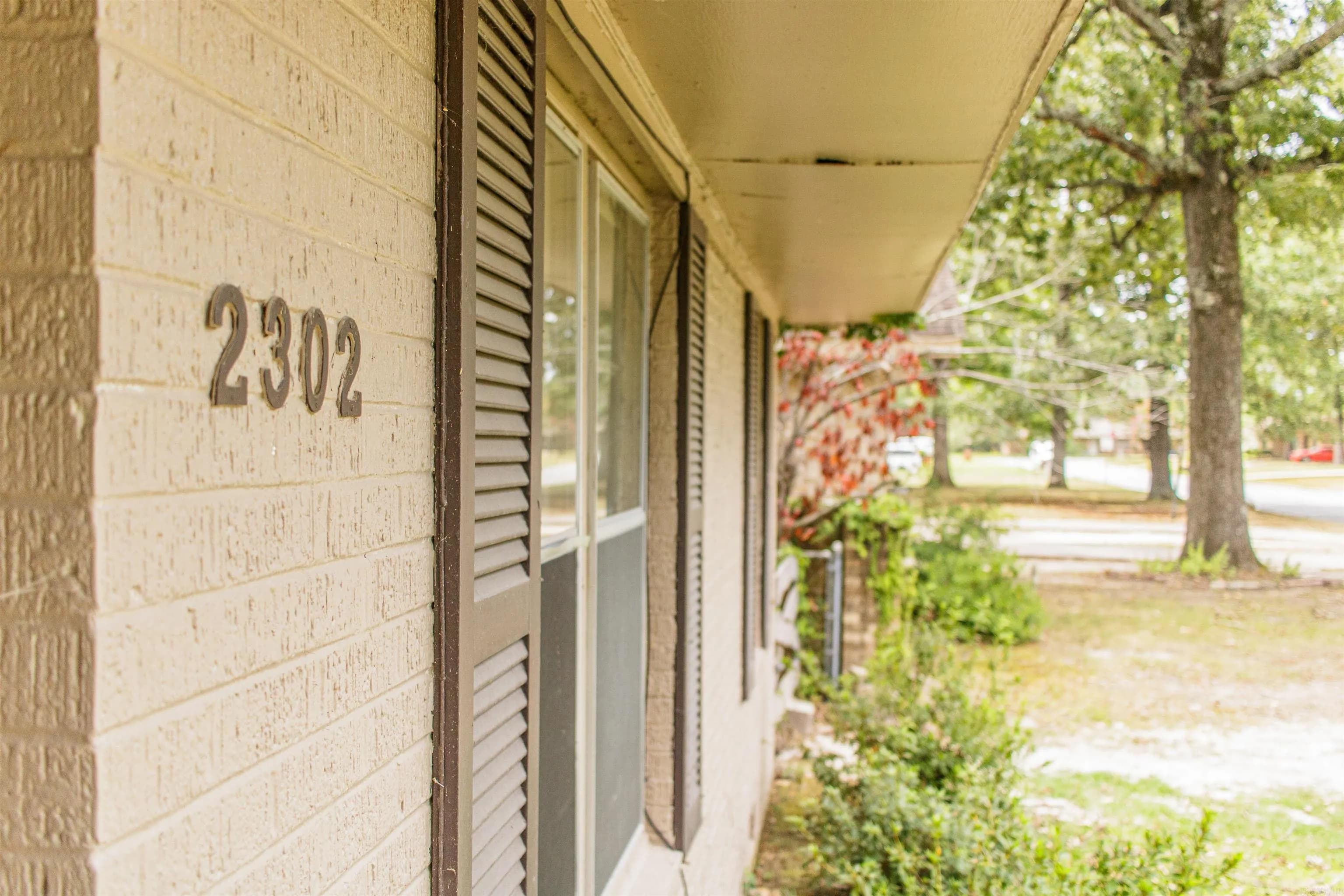 Property at 2302 W 35th - Image 3