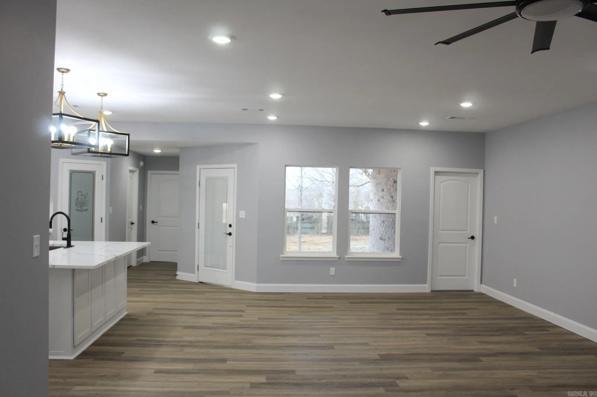 Property at 110 E Military - Image 7