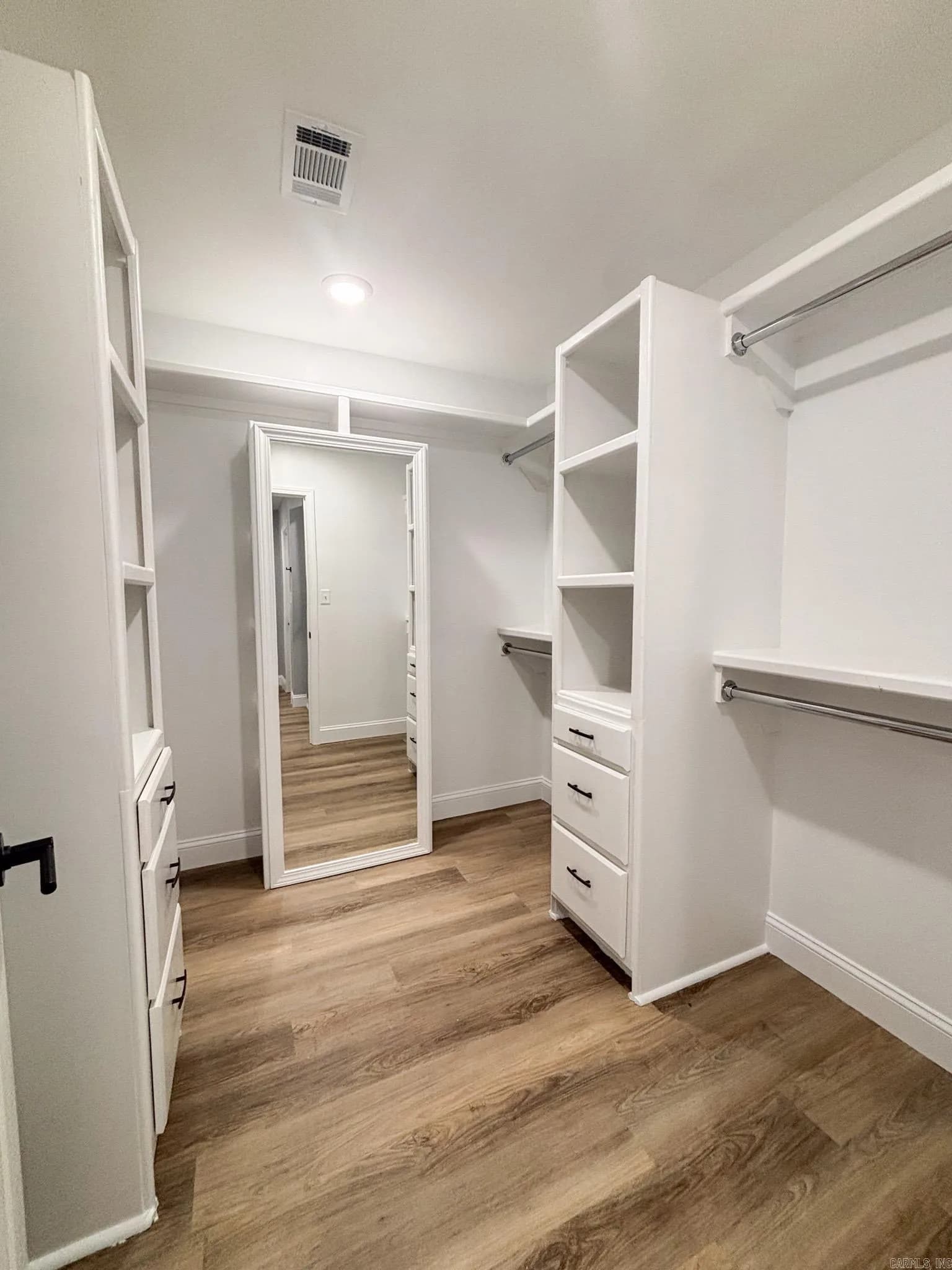 Property at 110 E Military - Image 21
