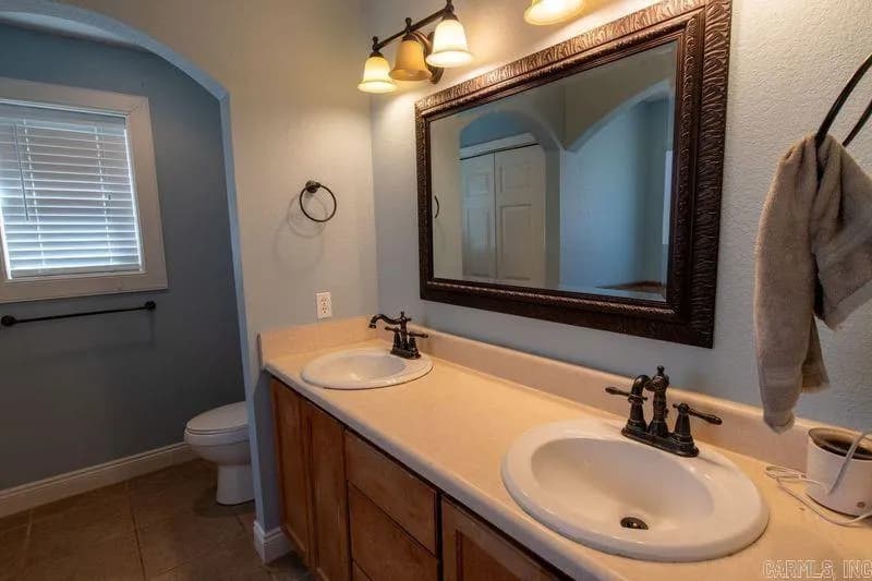 Property at 108  Deer ridge dr. - Image 12
