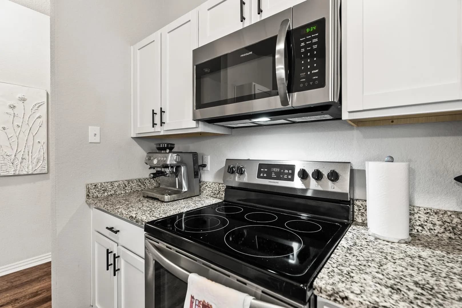 Property at 2070  Eldridge lane - Image 24