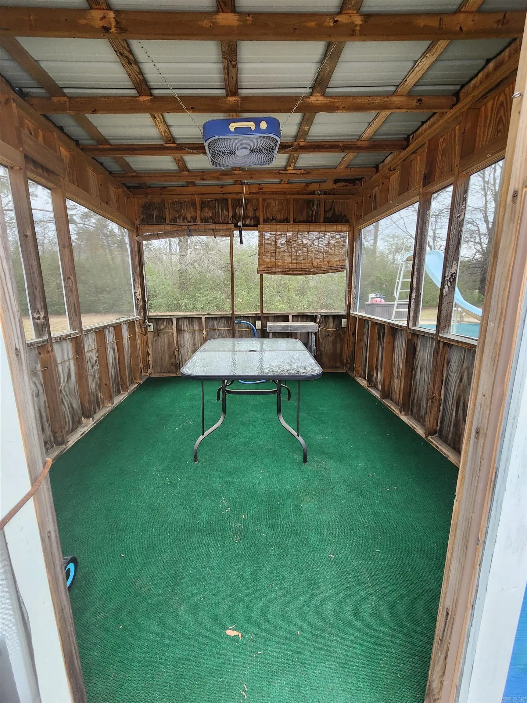 Property at 61  Linder - Image 20