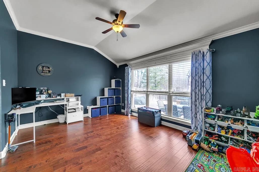Property at 2378  Lakewood - Image 25