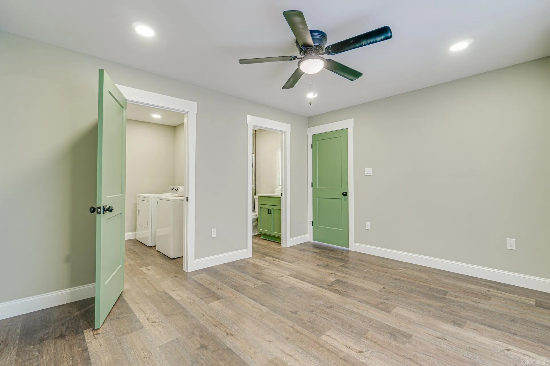 Property at 31  Wilson, A - Image 11