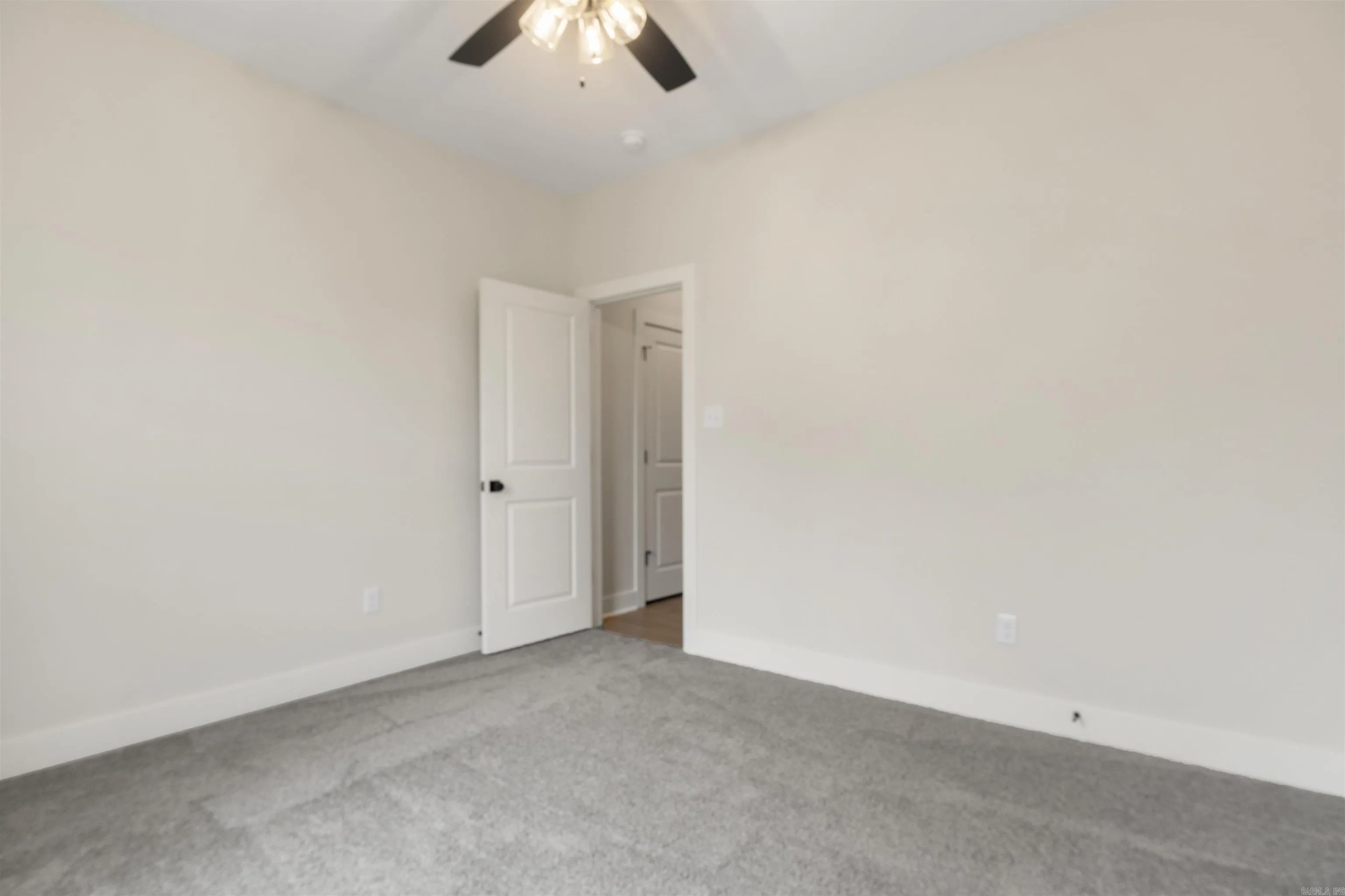 Property at 125  Patriots point - Image 33