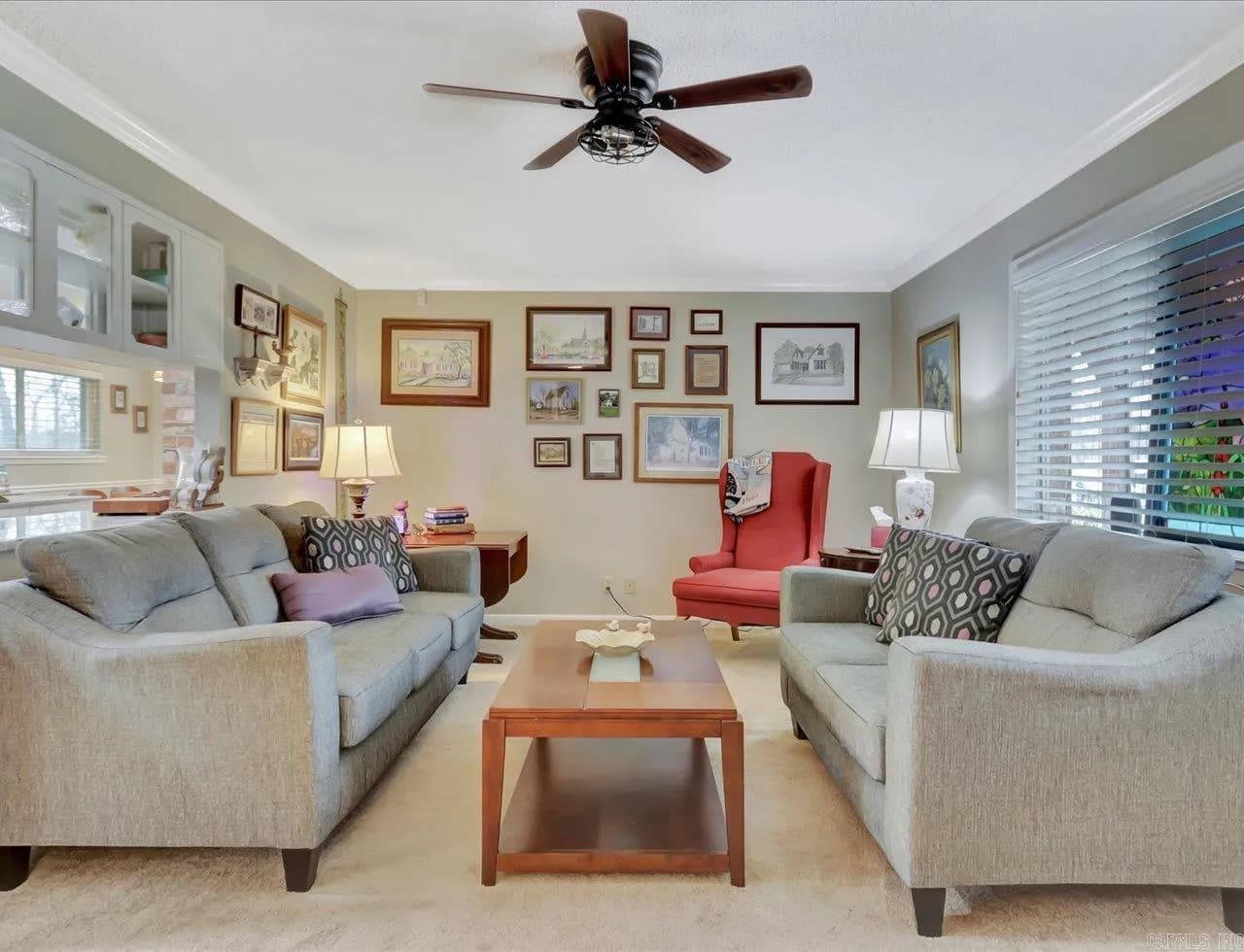 Property at 121  Chappel hill - Image 5