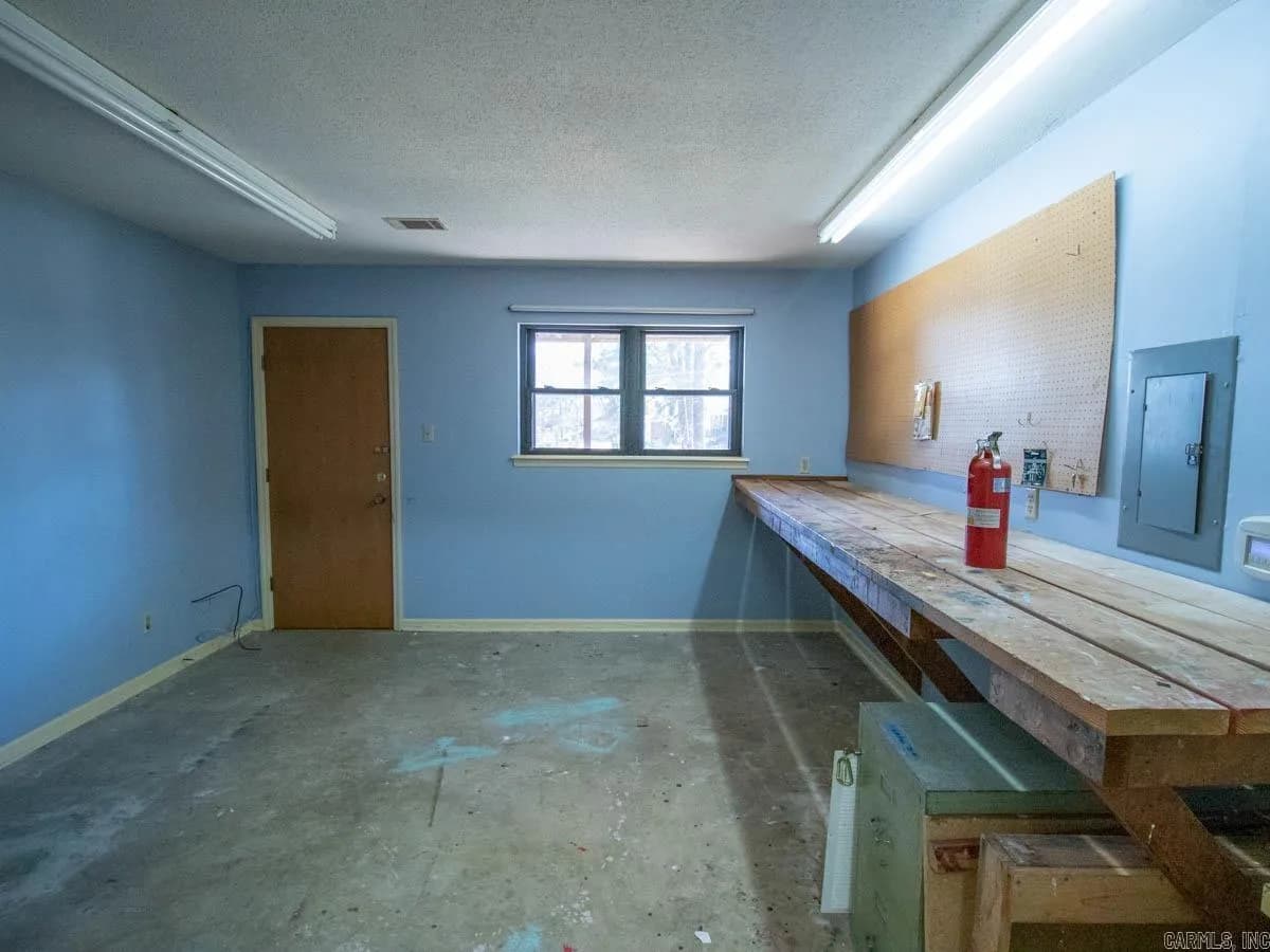 Property at 7  Pine tree - Image 36