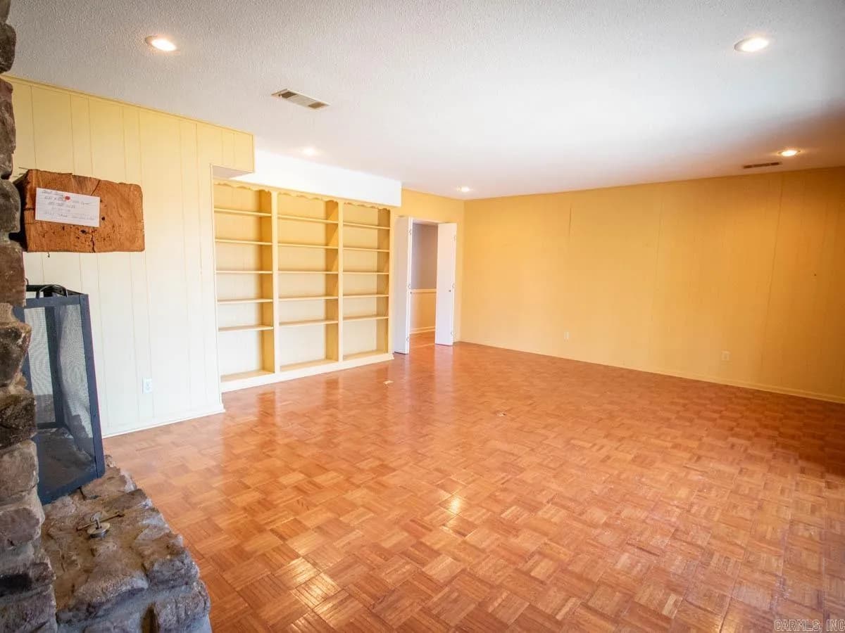 Property at 7  Pine tree - Image 26