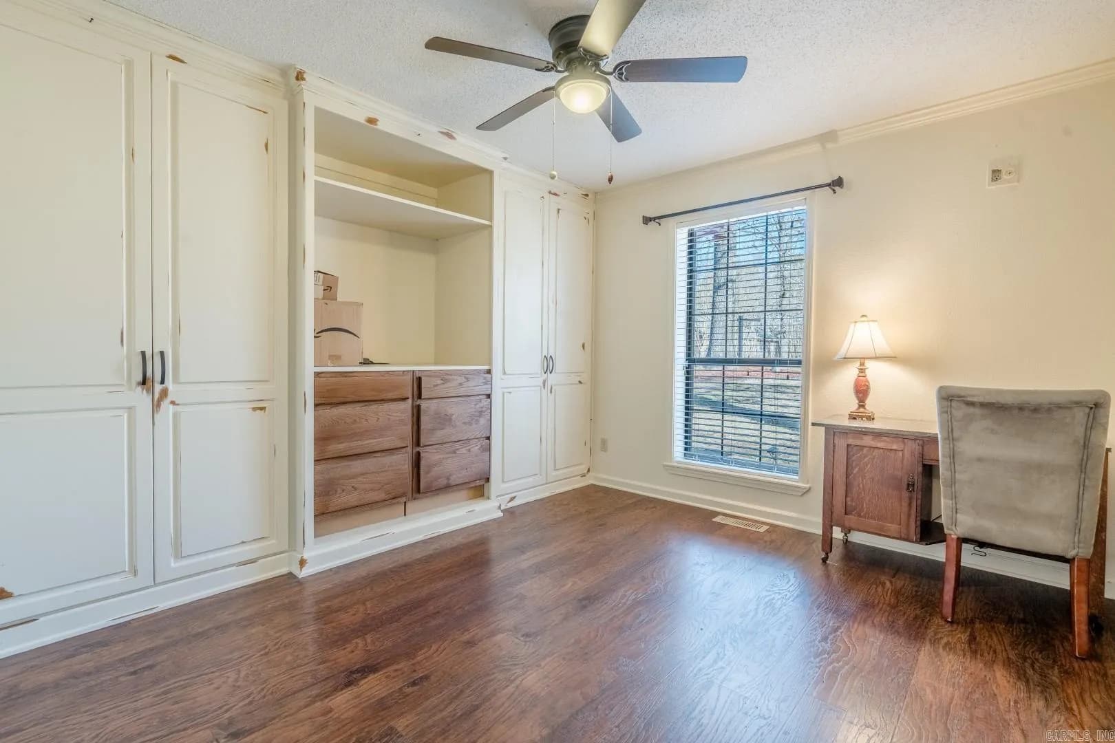 Property at 135  Clairmoor court - Image 31