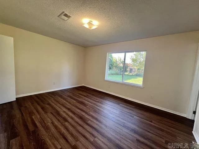Property at 103  Yelco dr - Image 7