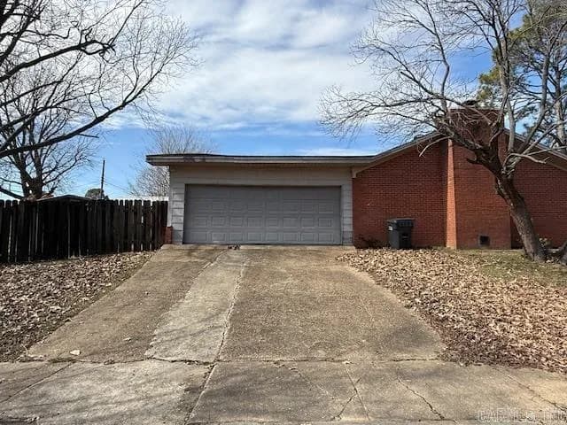 Property at 709  Locust dr - Image 3