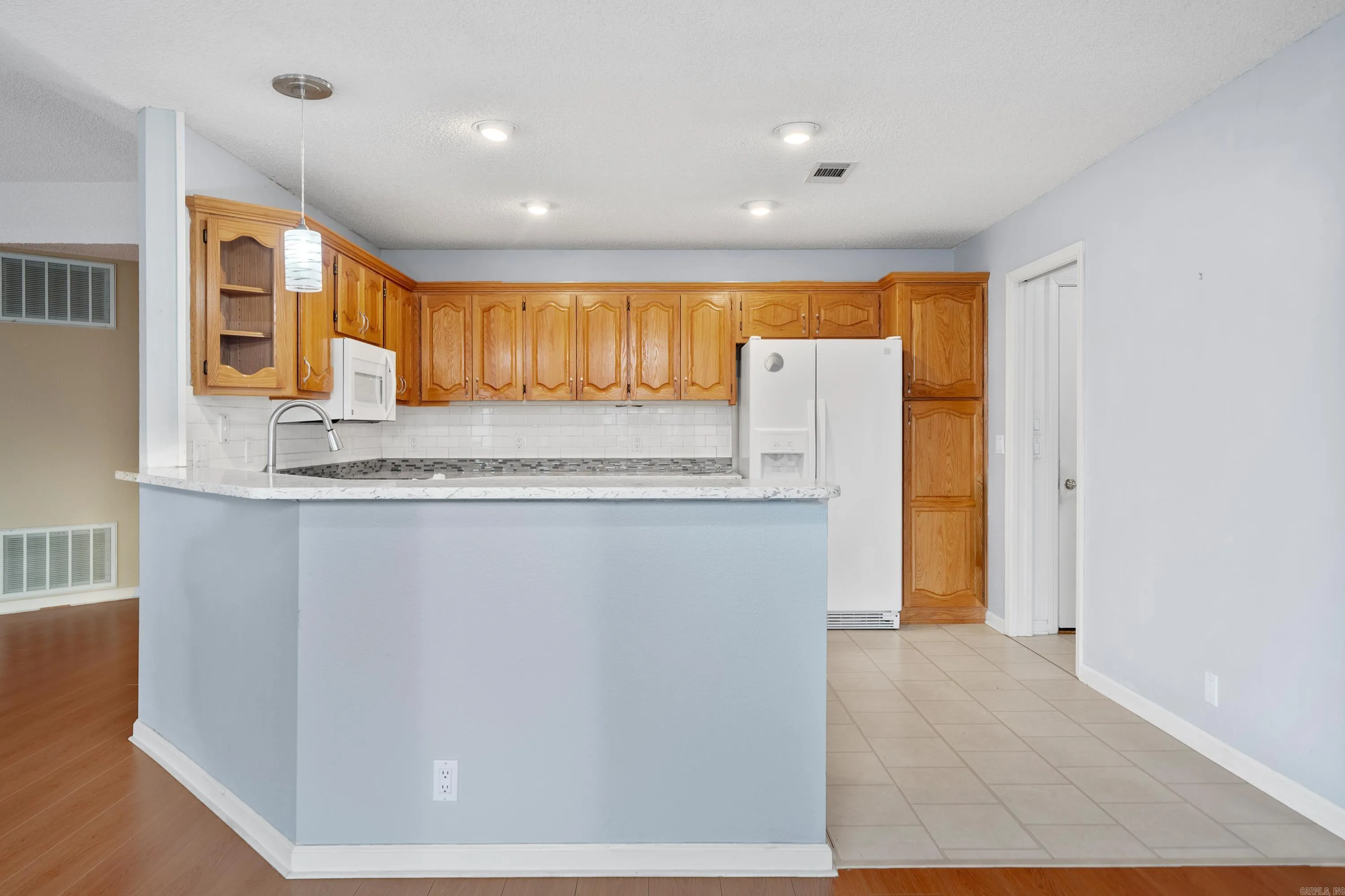 Property at 20  Magellan - Image 15