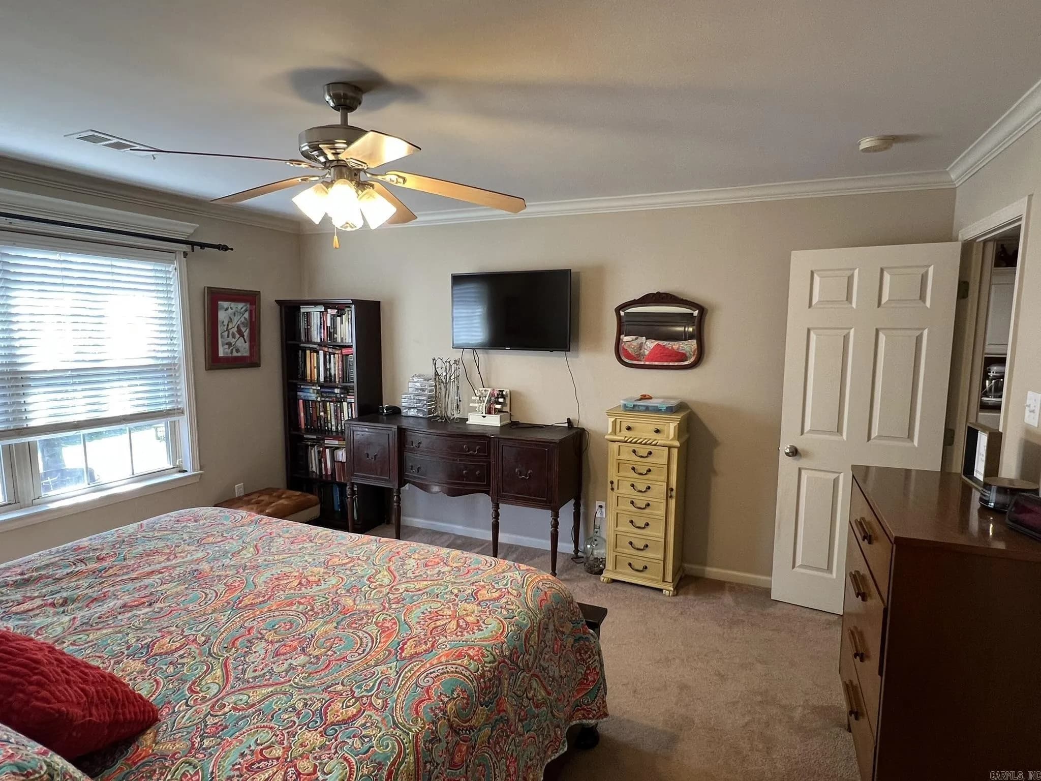 Property at 2986  Hazelwood - Image 23
