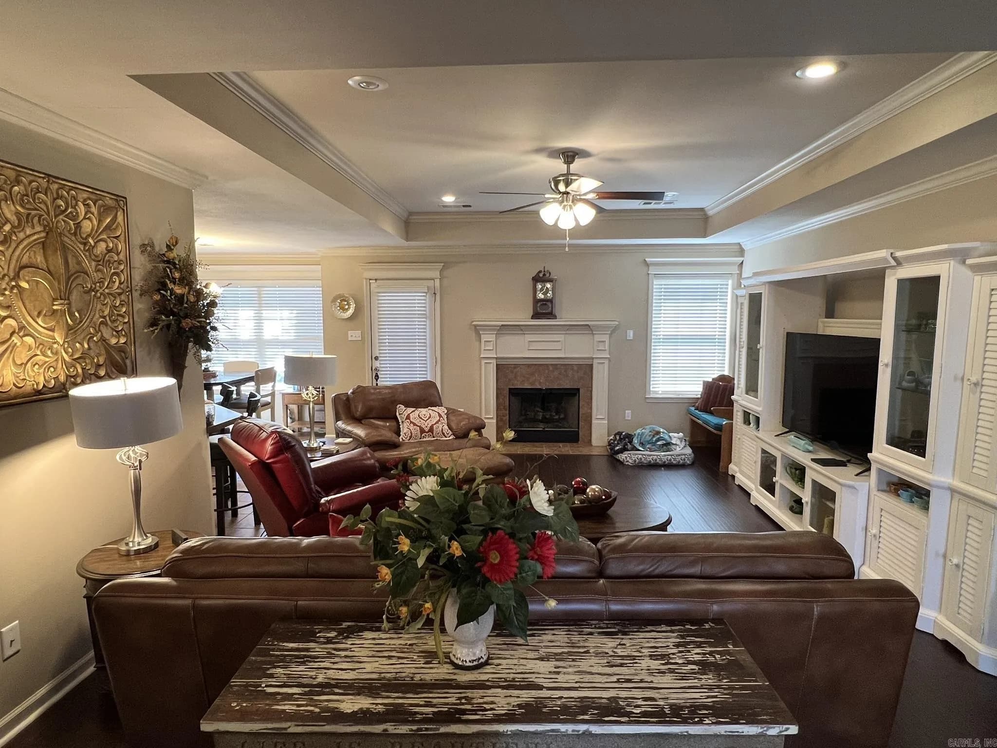 Property at 2986  Hazelwood - Image 6