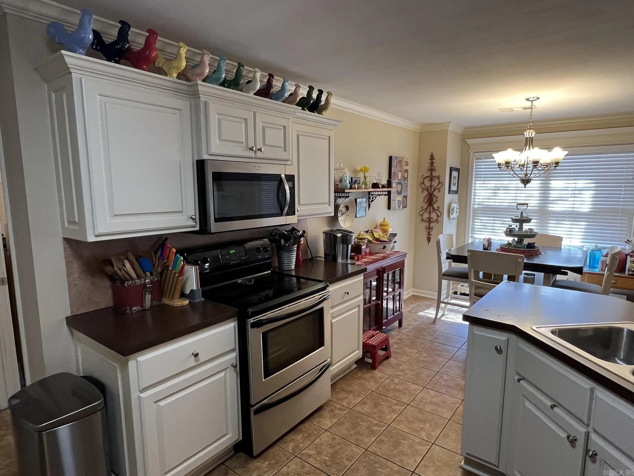 Property at 2986  Hazelwood - Image 14