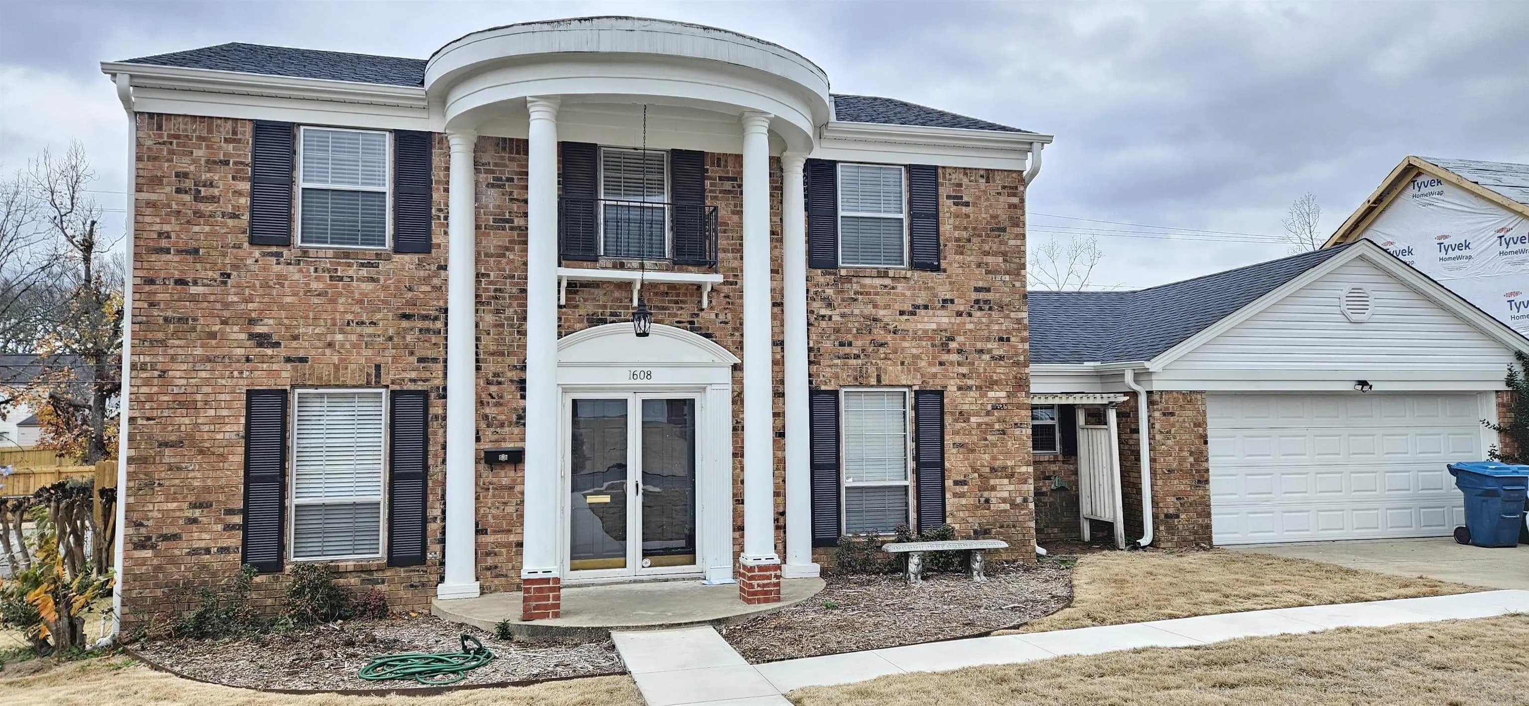 Property at 1608  Tarrytown - Image 1