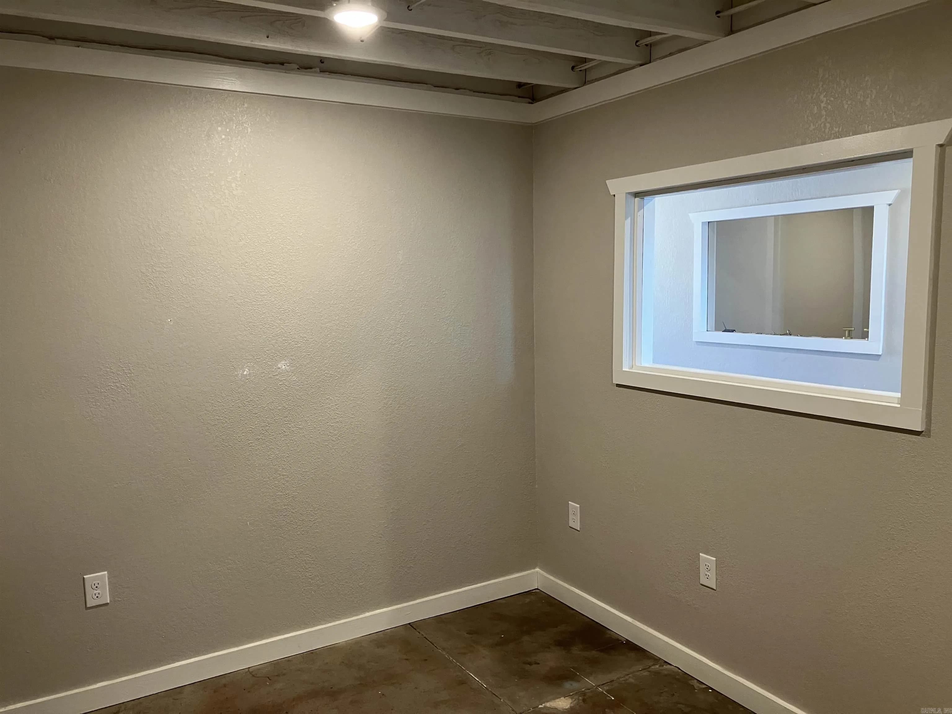Property at 146 W Main - Image 10