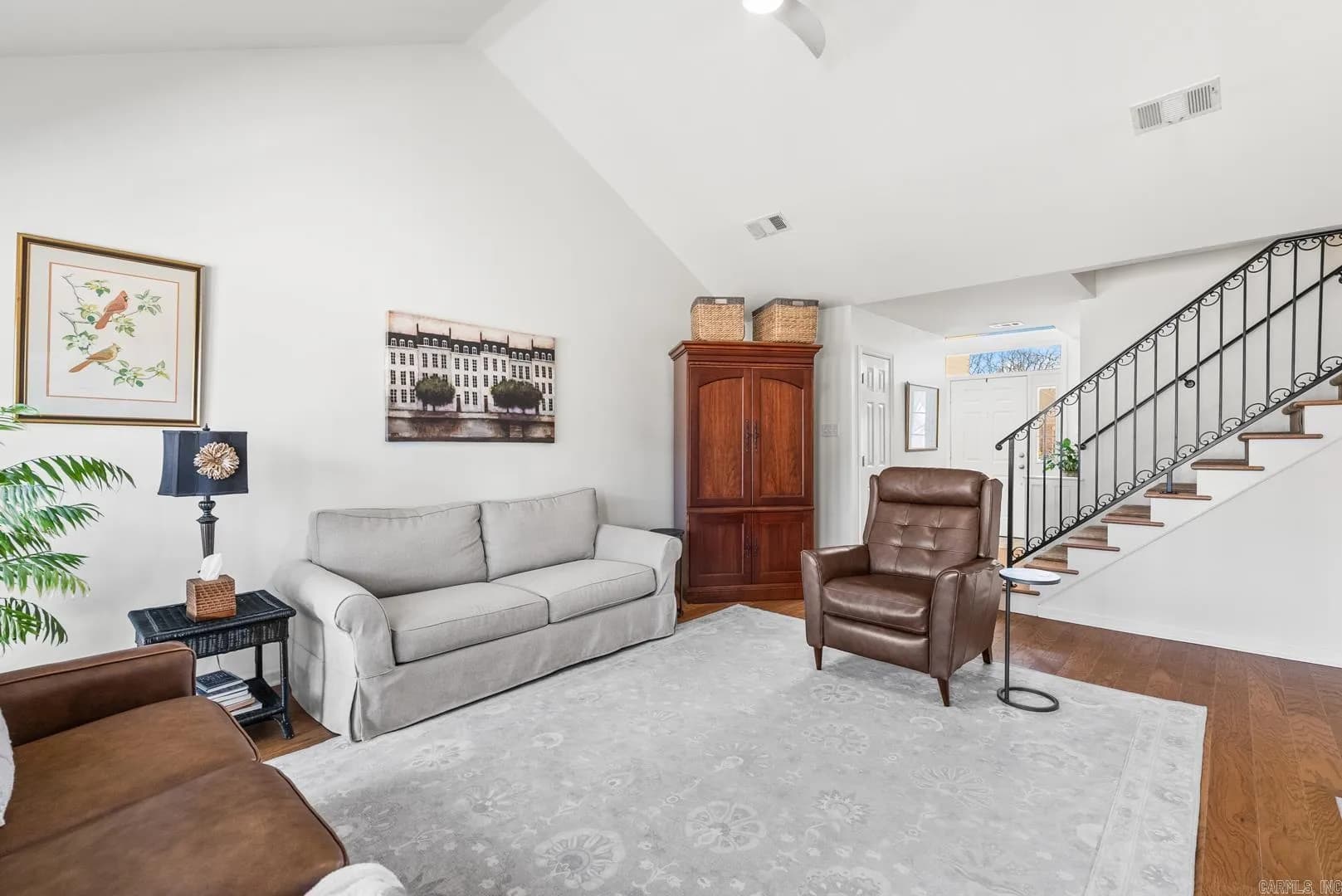 Property at 817  Cache river - Image 5