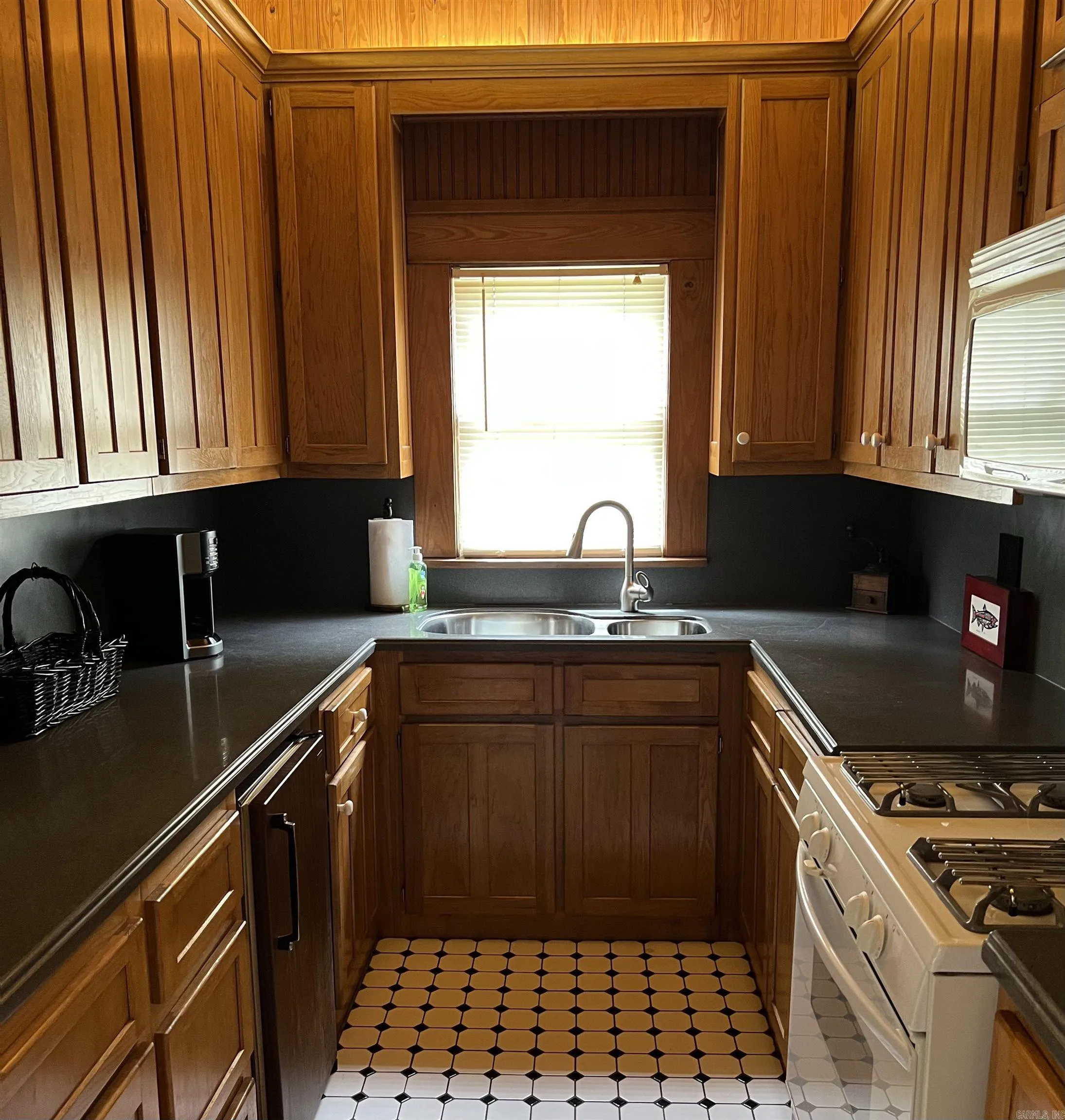 Property at 1577 E Main st - Image 3