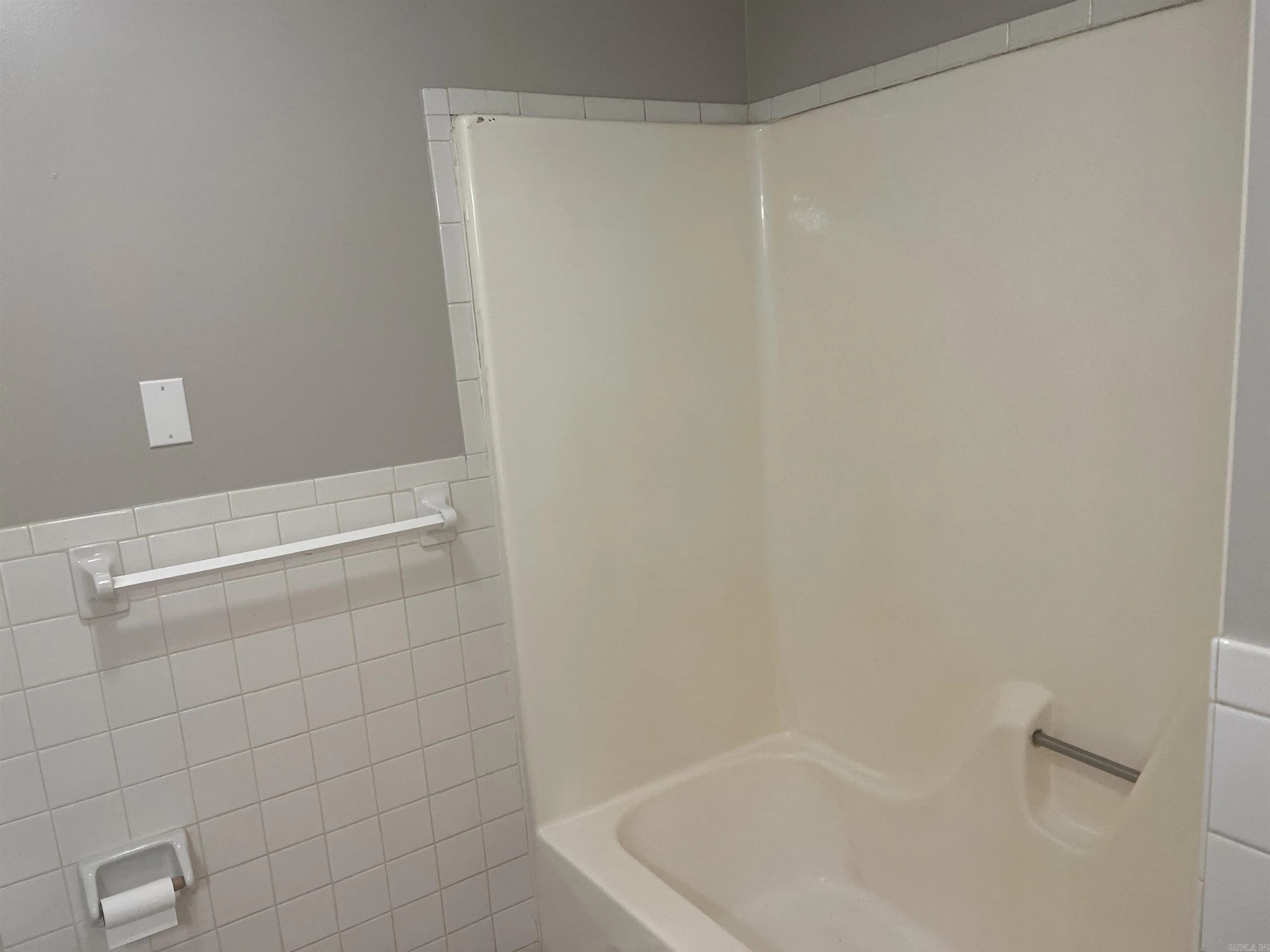 Property at 308  Marcia ave - Image 13