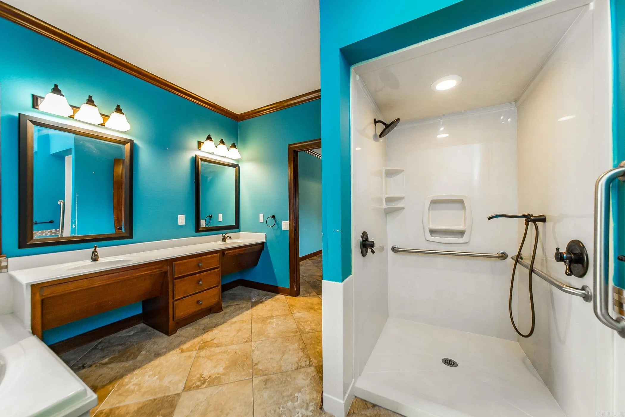 Property at 2325  Miramonte - Image 14
