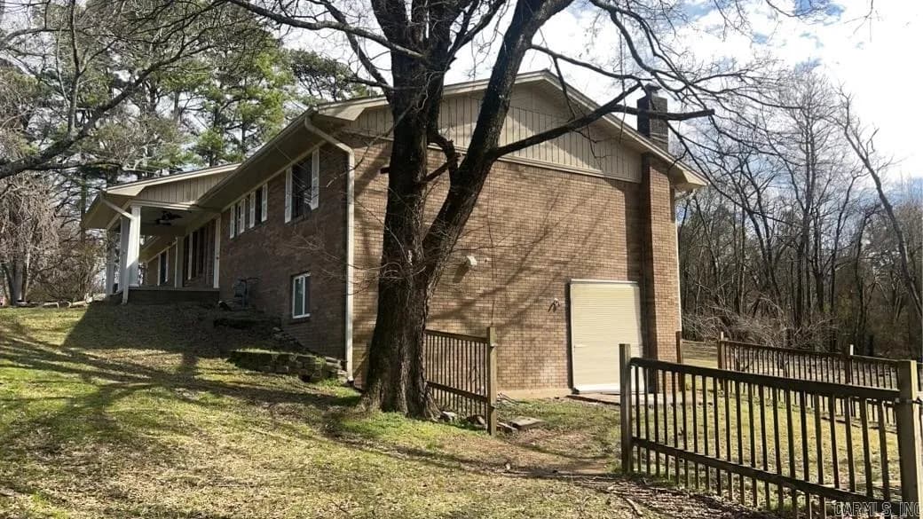 Property at 400  Dexter - Image 22