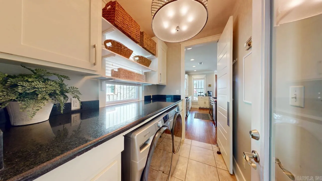 Property at 850  Reynolds - Image 17