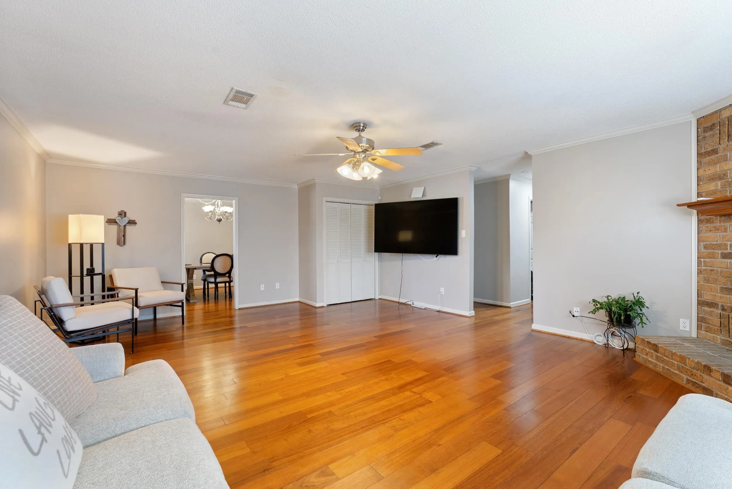 Property at 23  Arbor oaks - Image 17
