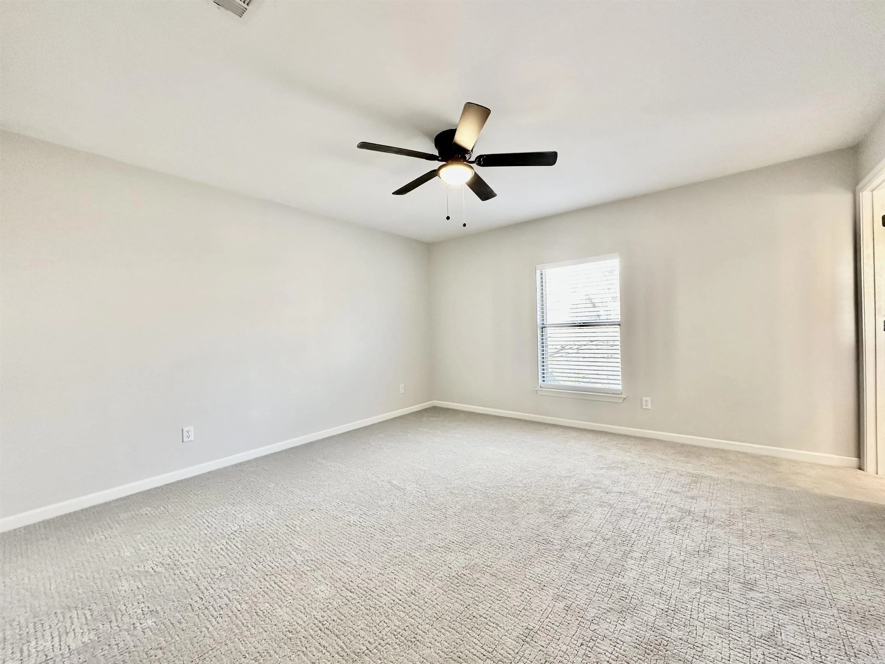 Property at 121  Robin glen dr - Image 19