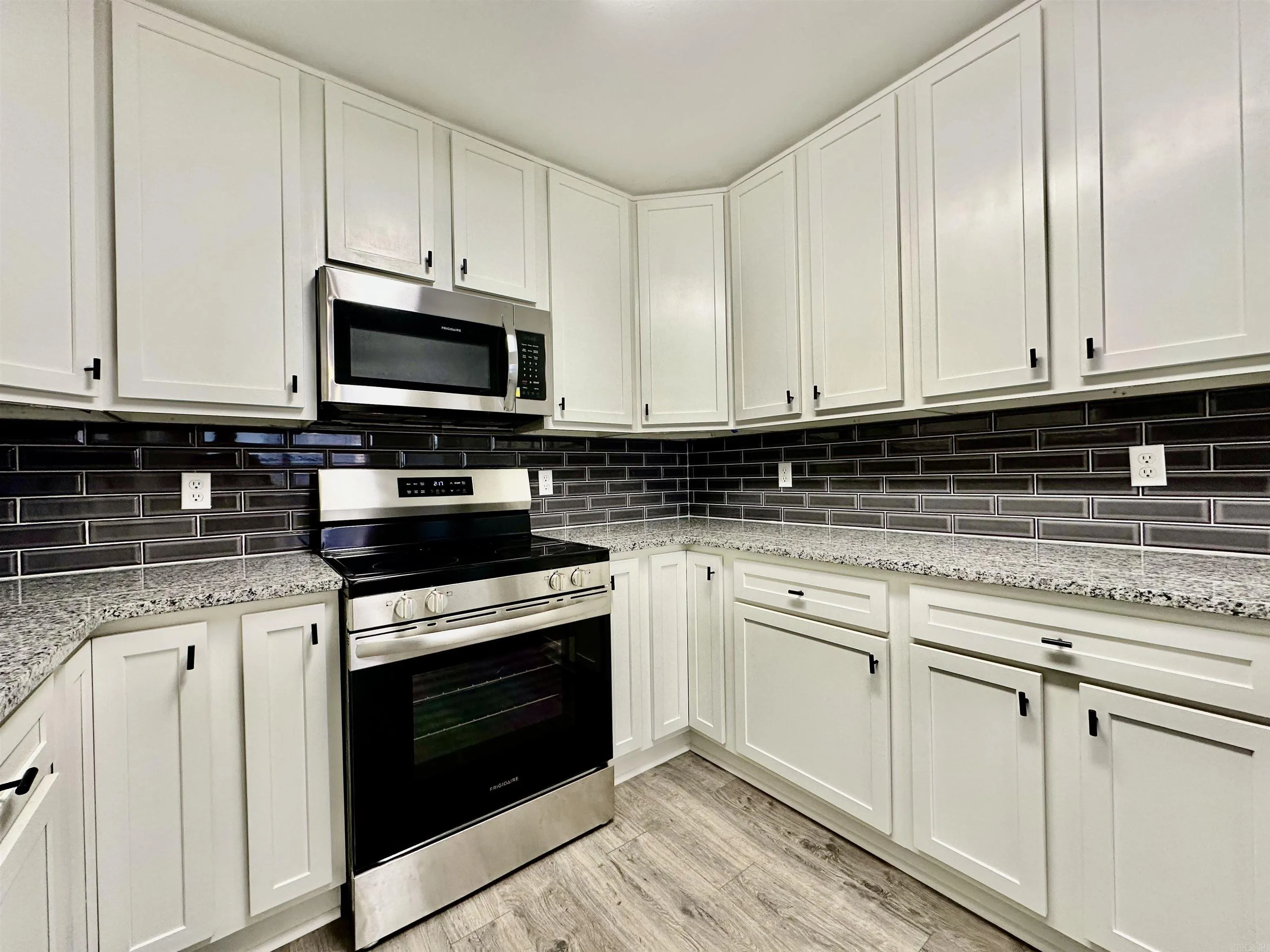 Property at 121  Robin glen dr - Image 10