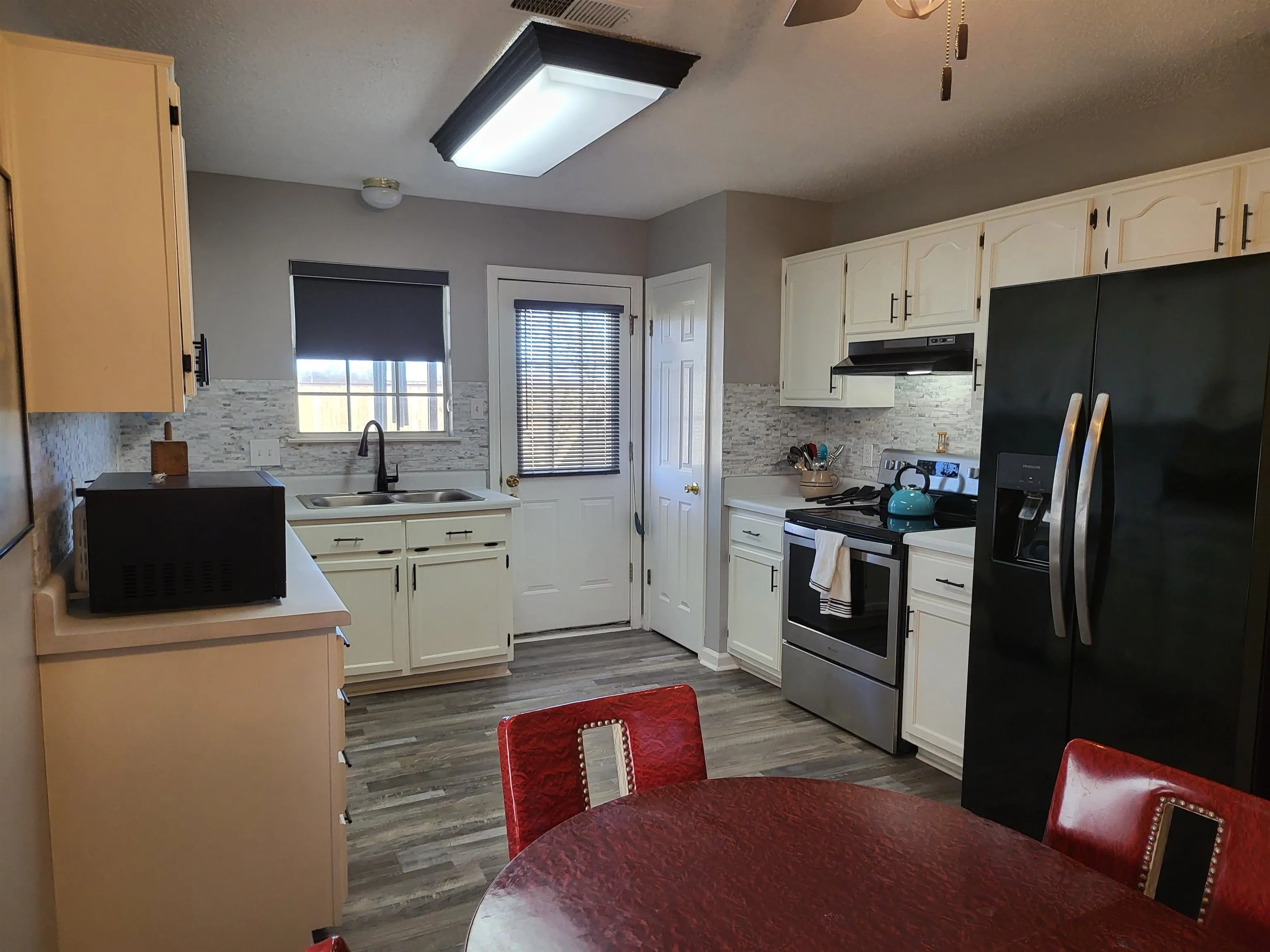 Property at 113  Meadowbrook circle - Image 4