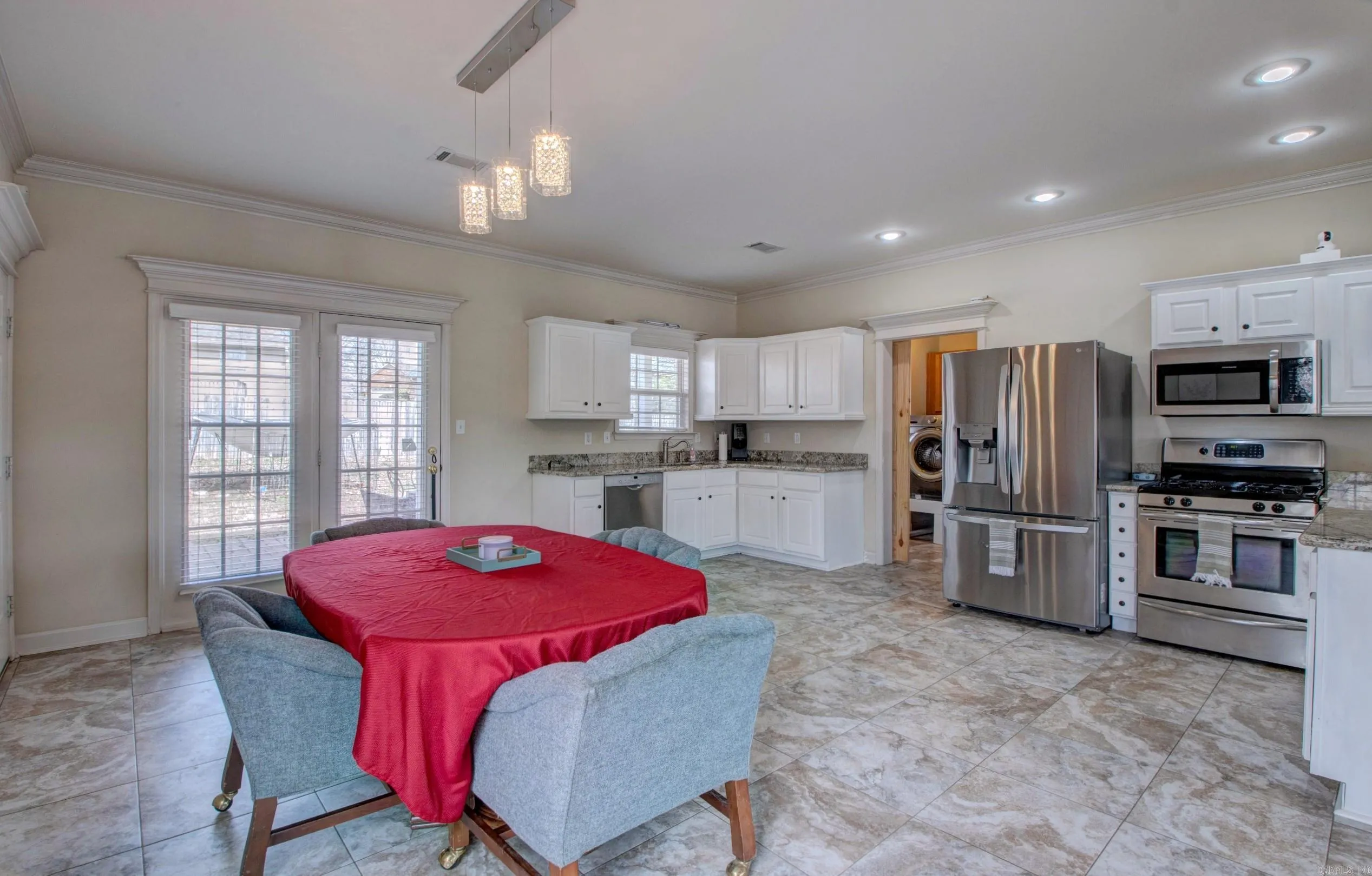 Property at 5  Grant cove - Image 12