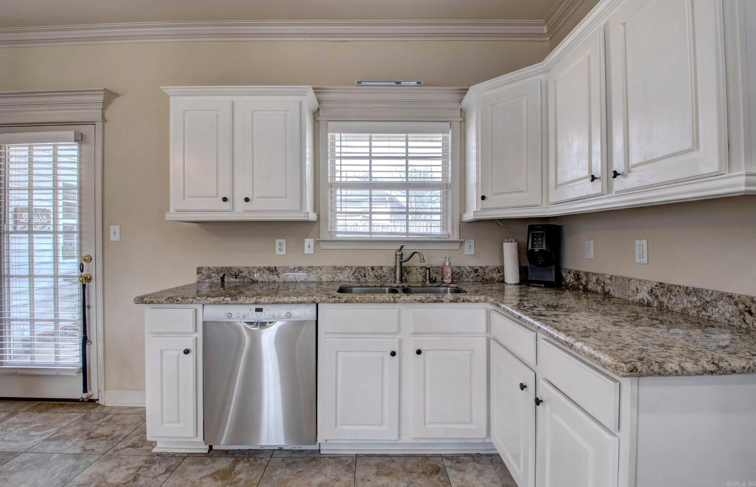 Property at 5  Grant cove - Image 18