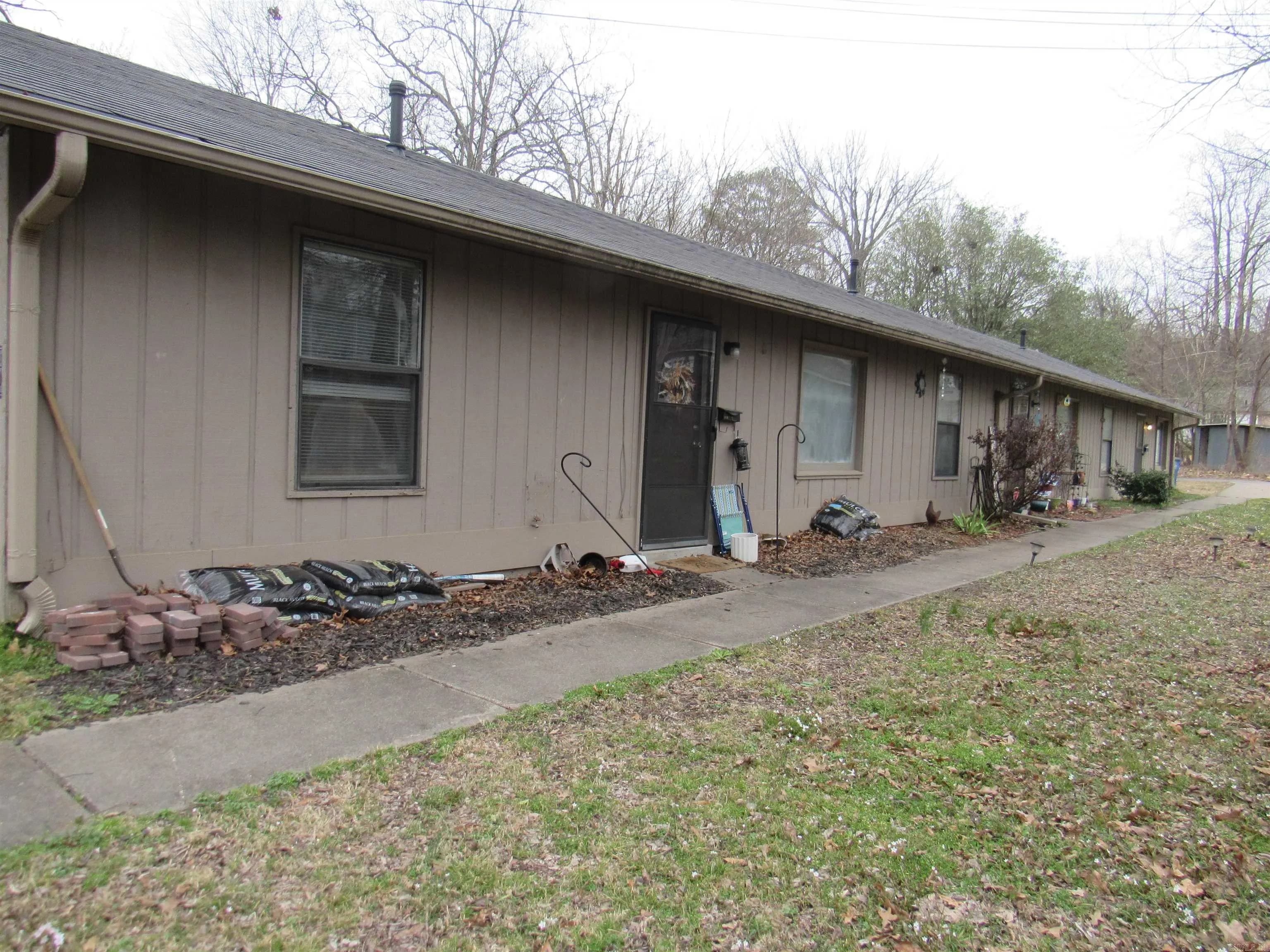 Property at 3508  Sycamore - Image 4